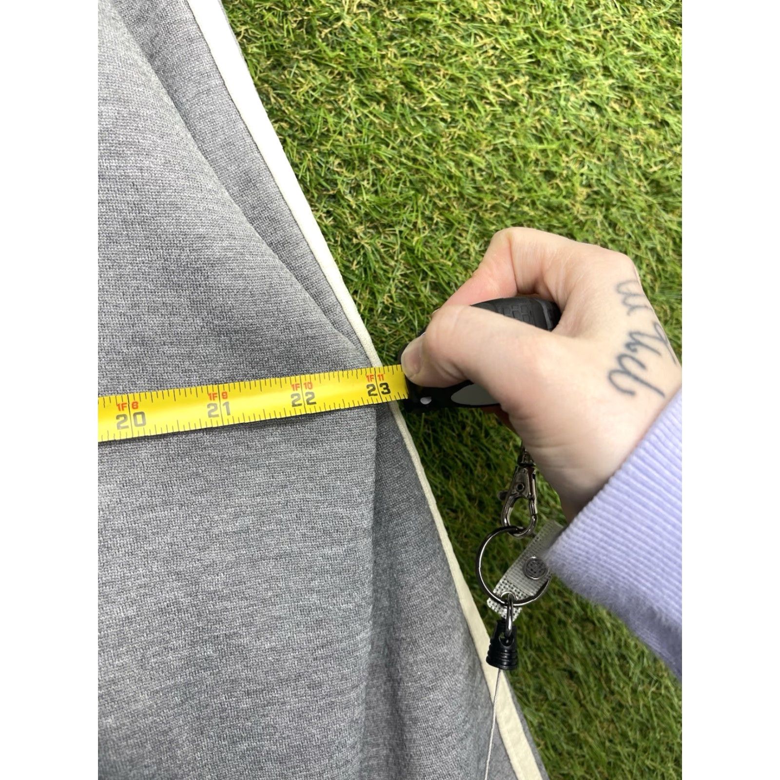 Abercrombie & Fitch VINTAGE Abercrombie & Fitch Tracksuit Jacket Mens L Embroidered Arm Stripes Grey Size US 33 - 3 Thumbnail