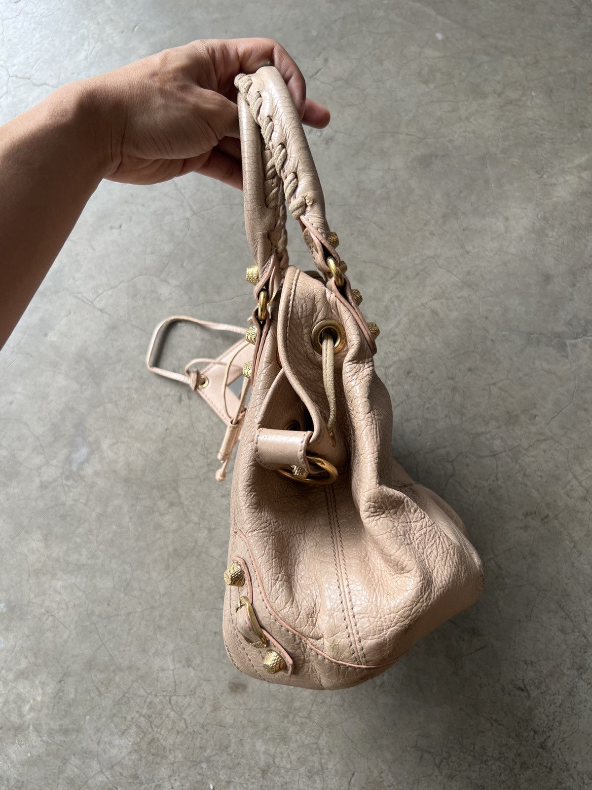Balenciaga Balenciaga - Motocross Giant 21 Pompon Leather Bucket Bag Size ONE SIZE - 8 Thumbnail