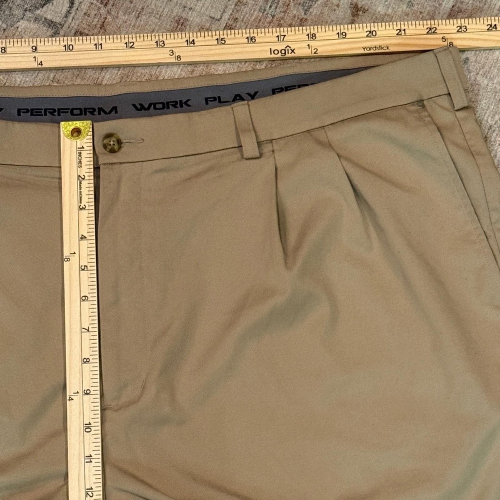 Roundtree & Yorke Roundtree & Yorke performance chino shorts – Men's size 46B Size US 44 / EU 60 - 3 Thumbnail