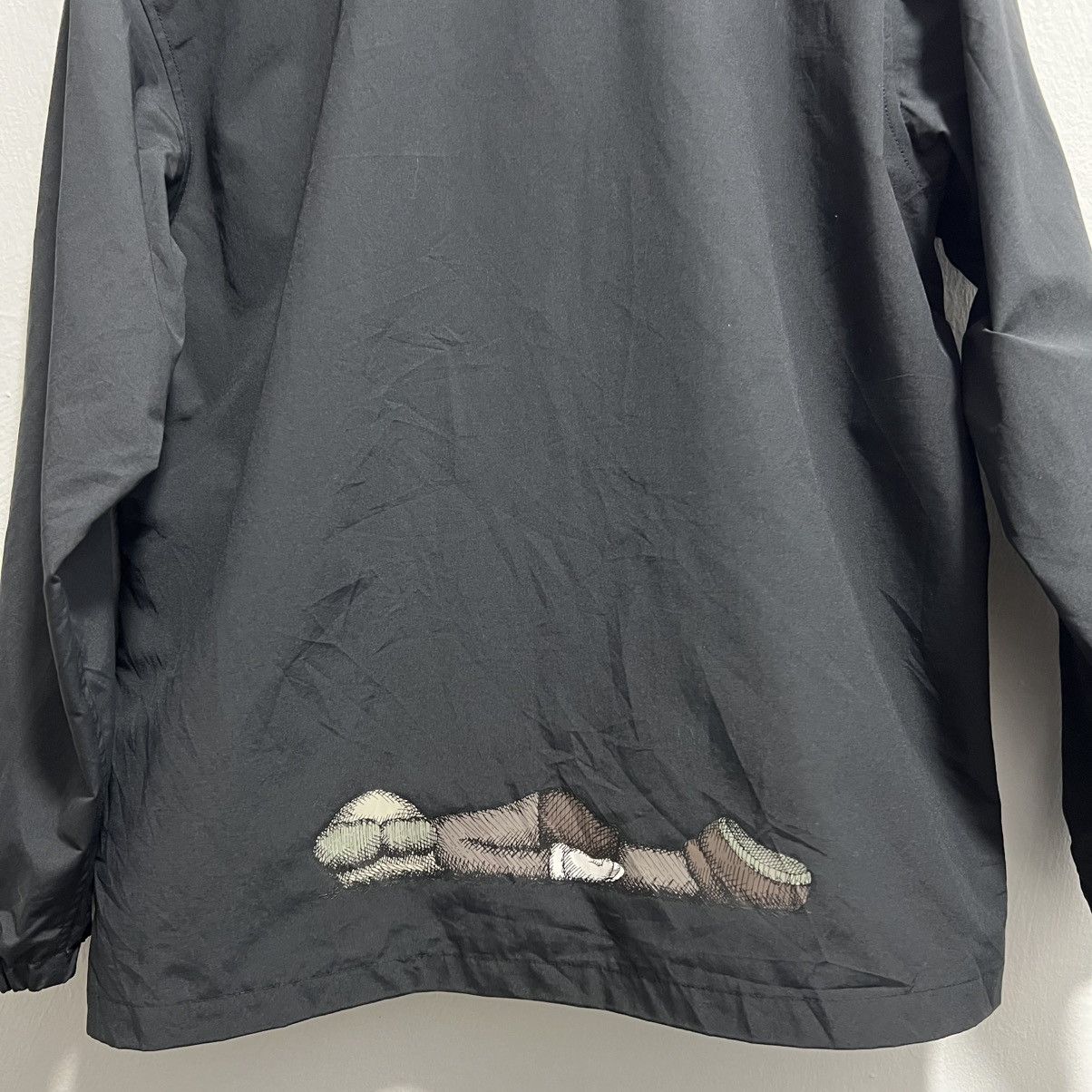 Andy Warhol × Kaws × Uniqlo KAWS x Andy Warhol x UNIQLO Coach Jacket Black – Rare Collab Size US M / EU 48-50 / 2 - 3 Thumbnail