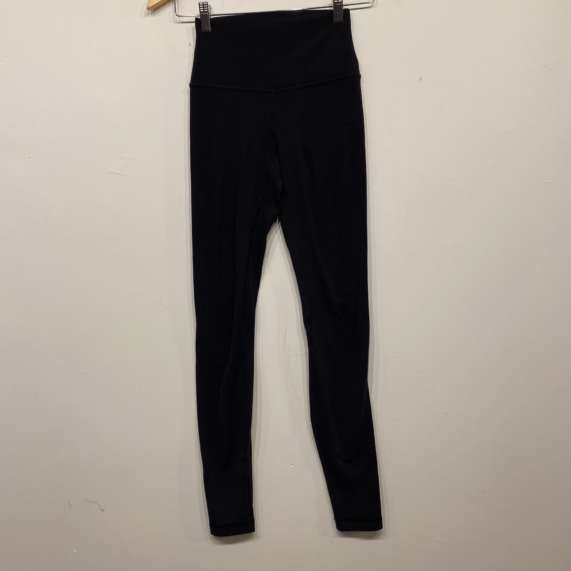 Lululemon Lululemon Align High-Rise Pant 28" Inseam Leggings Size US 2 Size 26" / US 2 / IT 38 - 1 Thumbnail
