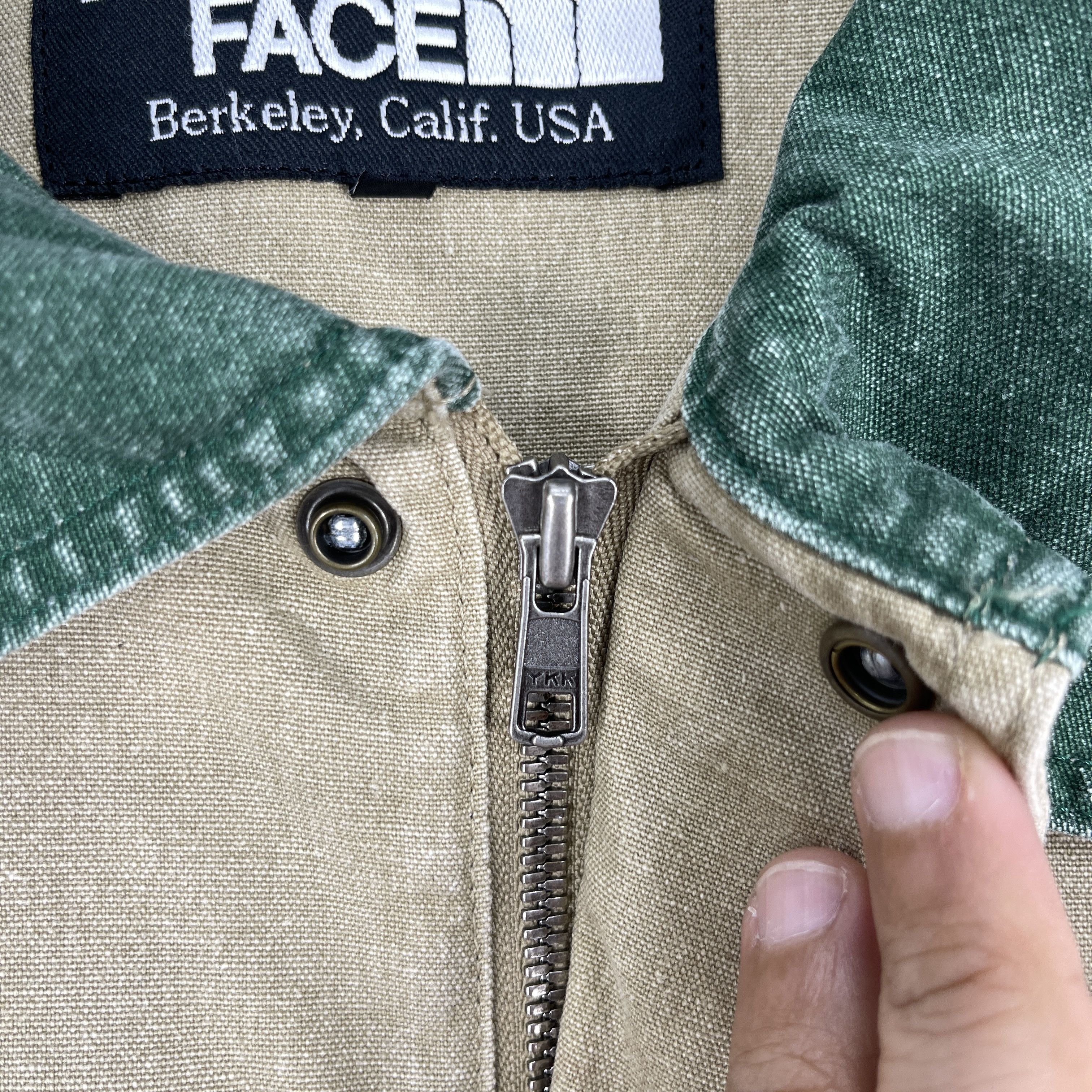The North Face Vintage THE NORTH FACE Rucksack Hunting Chore Jacket Size US XL / EU 56 / 4 - 9 Thumbnail