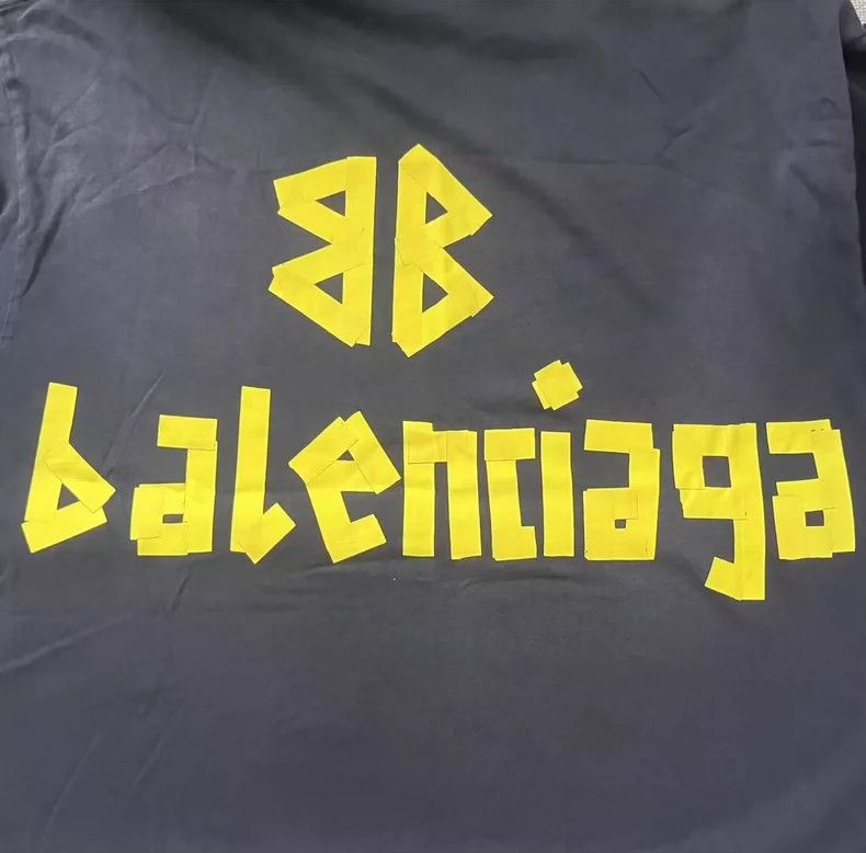 Balenciaga Balenciaga Tape Letter Logo Printed Crew Neck Short Sleeve Size US M / EU 48-50 / 2 - 4 Thumbnail