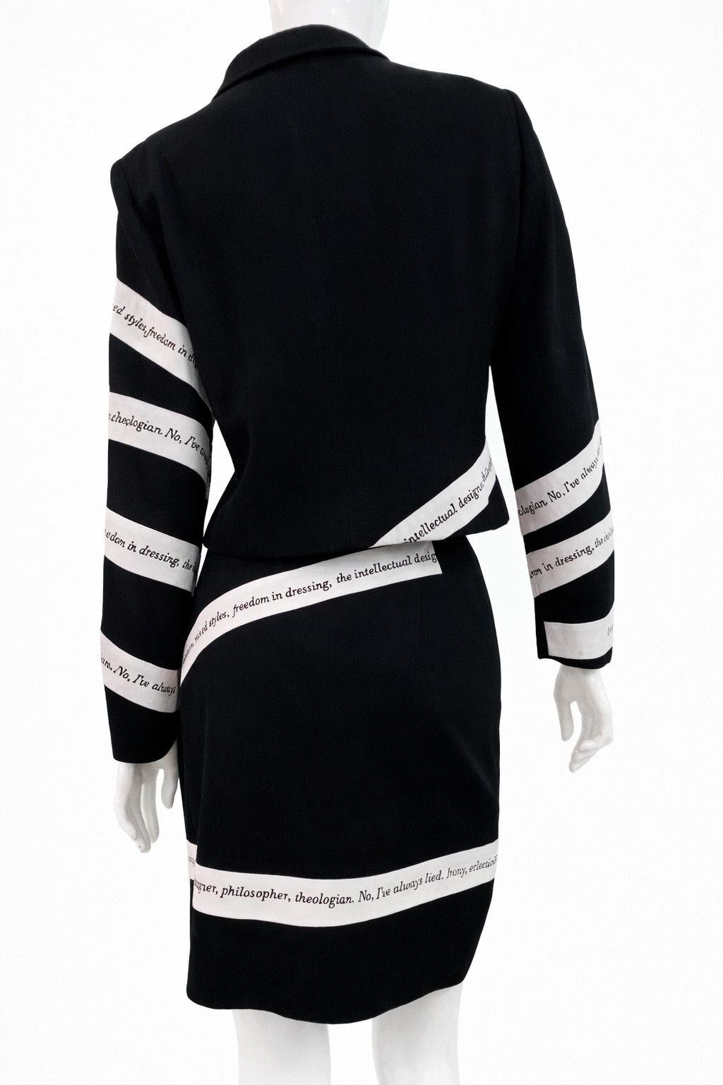 Moschino Moschino Cheap and Chic Irony Text Vintage Costume Suit Size L / US 10 / IT 46 - 2 Thumbnail