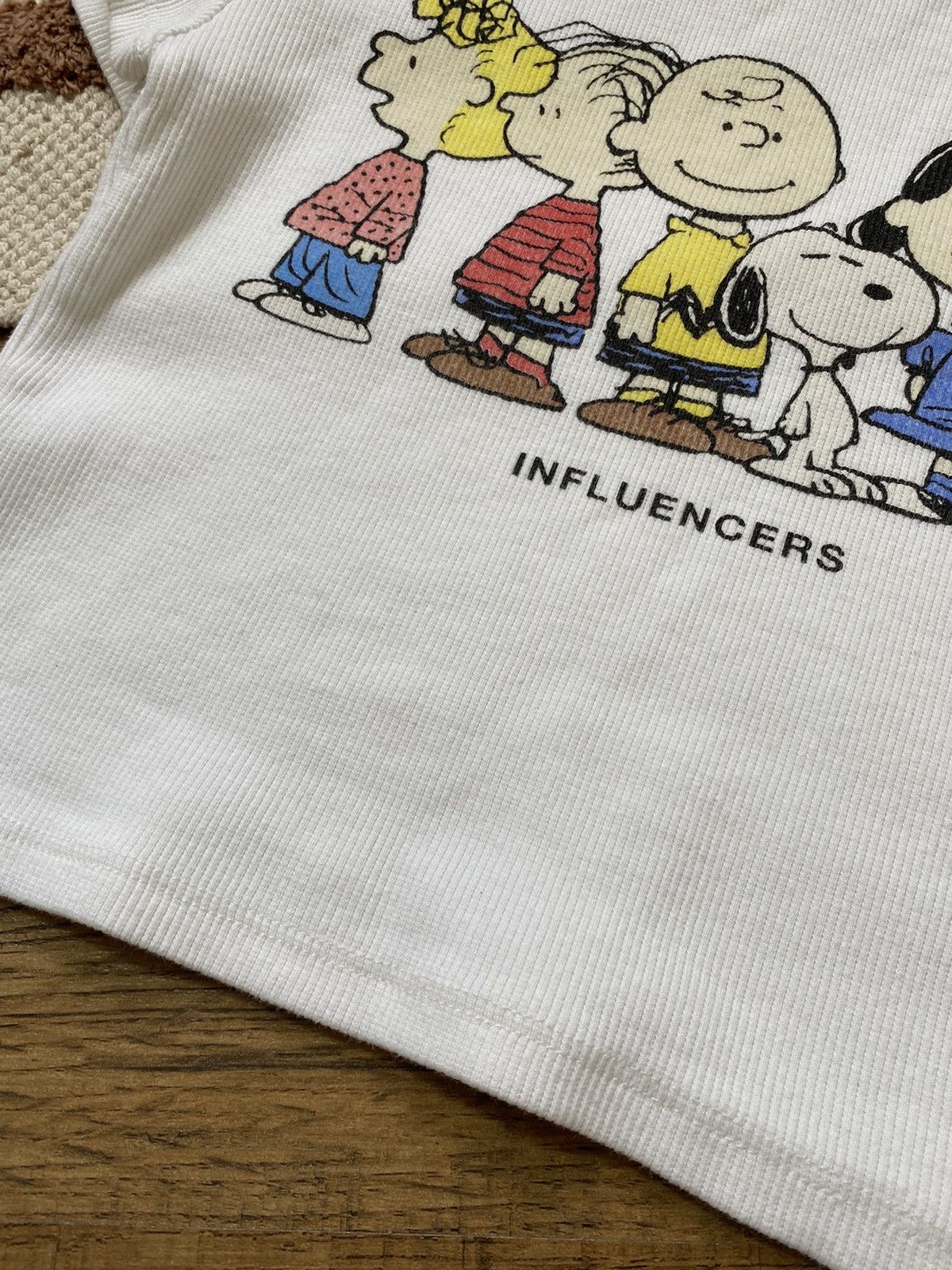 CUTE PEANUTS “INFLUENCERS” CROP T SHIRT