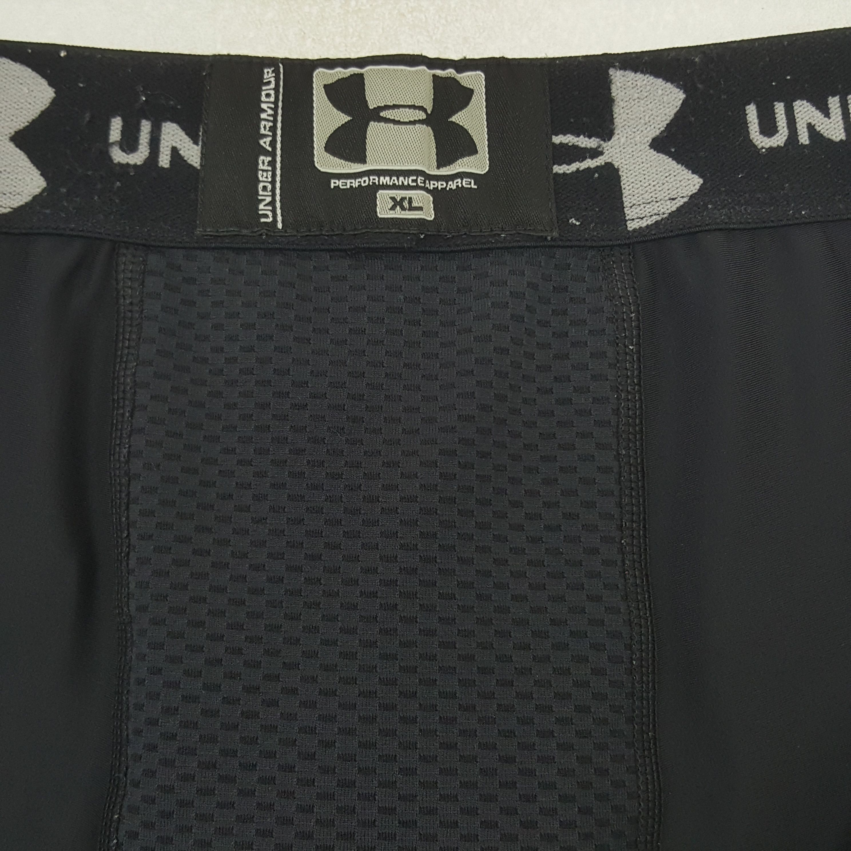 Under Armour × Vintage Vintage Under Armour Safety Pads Sports Underwear Size US 35 - 6 Thumbnail