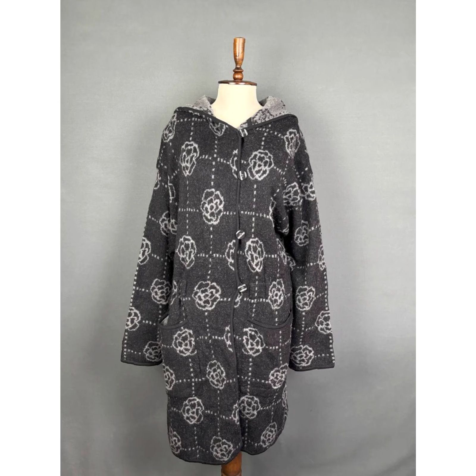 Vintage Gudrun Sjoden Womens Hooded Jacket S Black Wool Long Sleeve Monogram Modern Classic Jacket Womenshooded Long Sleeve Black Wool Monogram Gudrun Sjoden Size S / US 4 / IT 40 - 2 Thumbnail