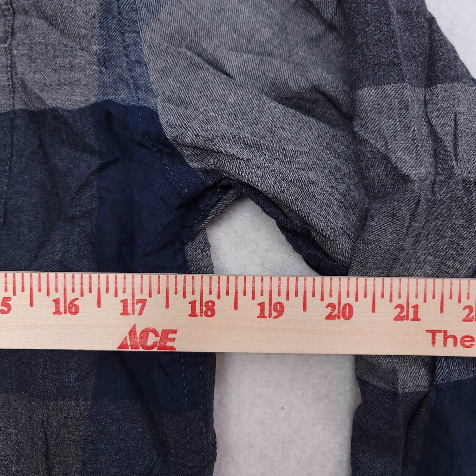 Urban Pipeline Urban Pipeline Gingham Flannel Shirt Mens Size Small S Blue Size US S / EU 44-46 / 1 - 8 Thumbnail
