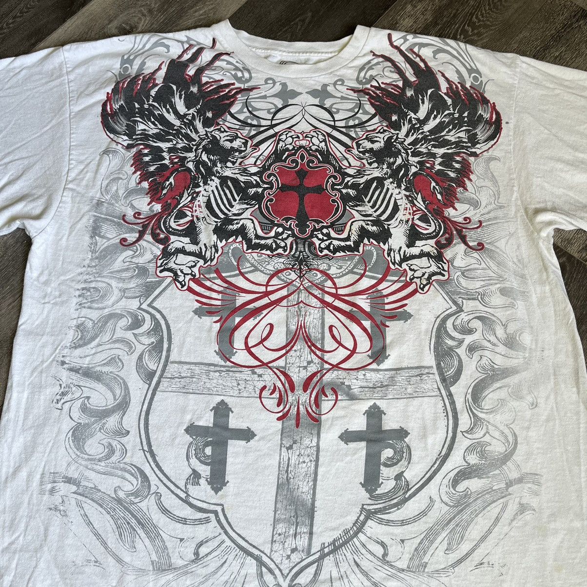 Affliction Vintage Y2K Affliction Style Cross Shield Wings Logo T Shirt Size US XXL / EU 58 / 5 - 2 Thumbnail