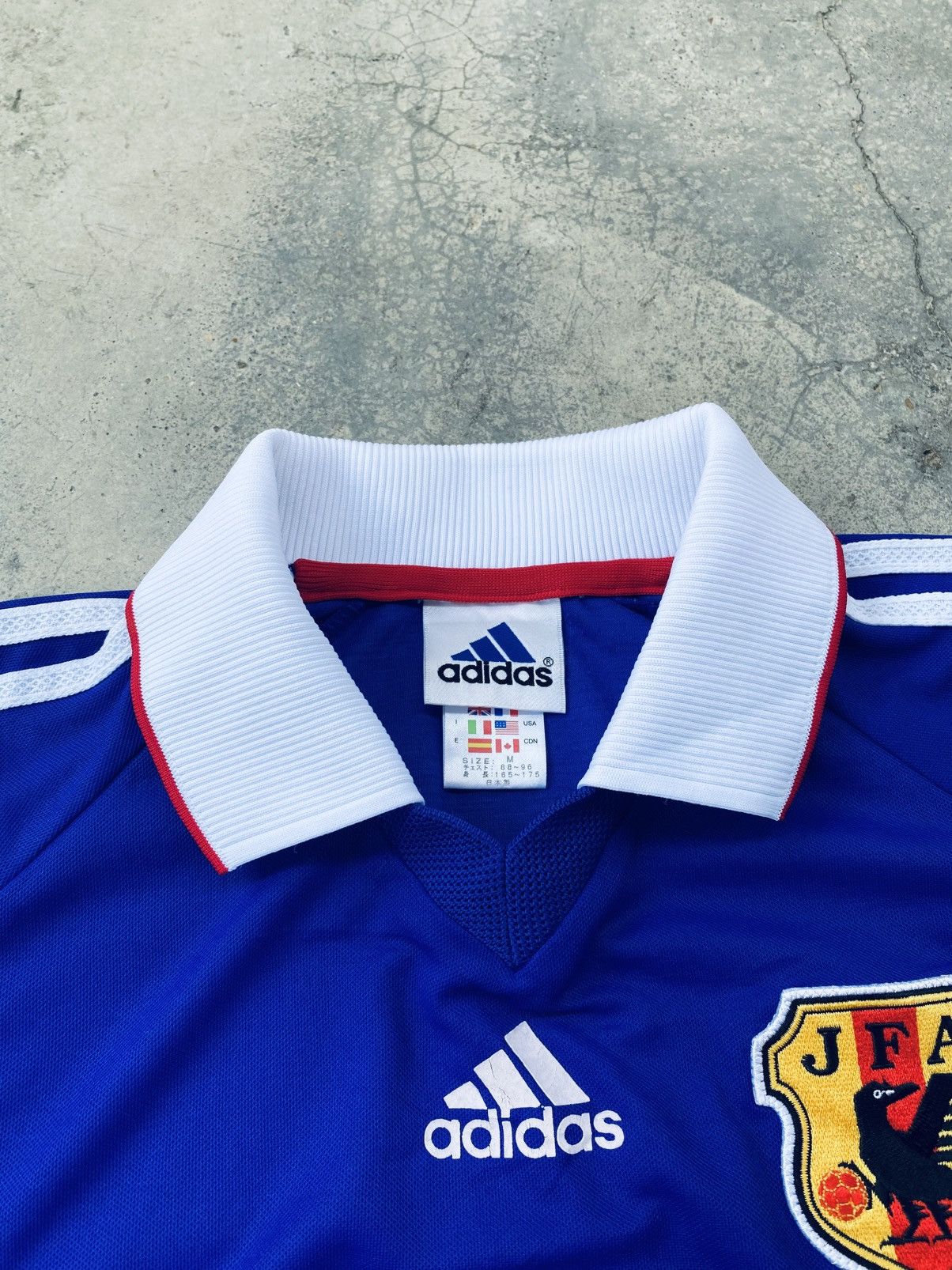 Adidas Vintage 1999-00 Adidas JFA Home Jersey Size US M / EU 48-50 / 2 - 7 Thumbnail