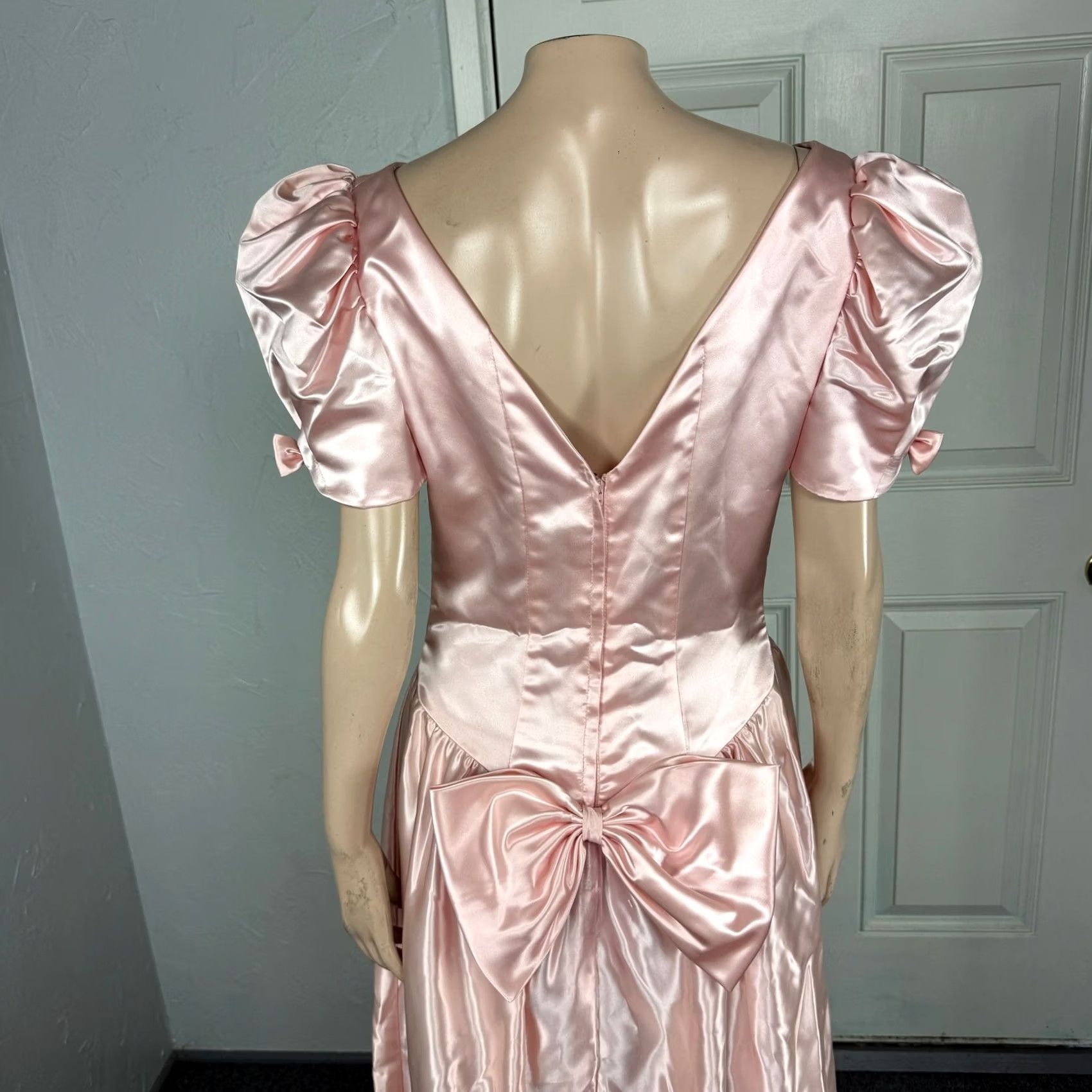 Vintage VINTAGE 80s 90's Women Dress Formal Satin Bow Puff Sleeve Long Pink Office Party Ball Gown Womens S Short Sleeve Round Neck Zip Size S / US 4 / IT 40 - 5 Thumbnail