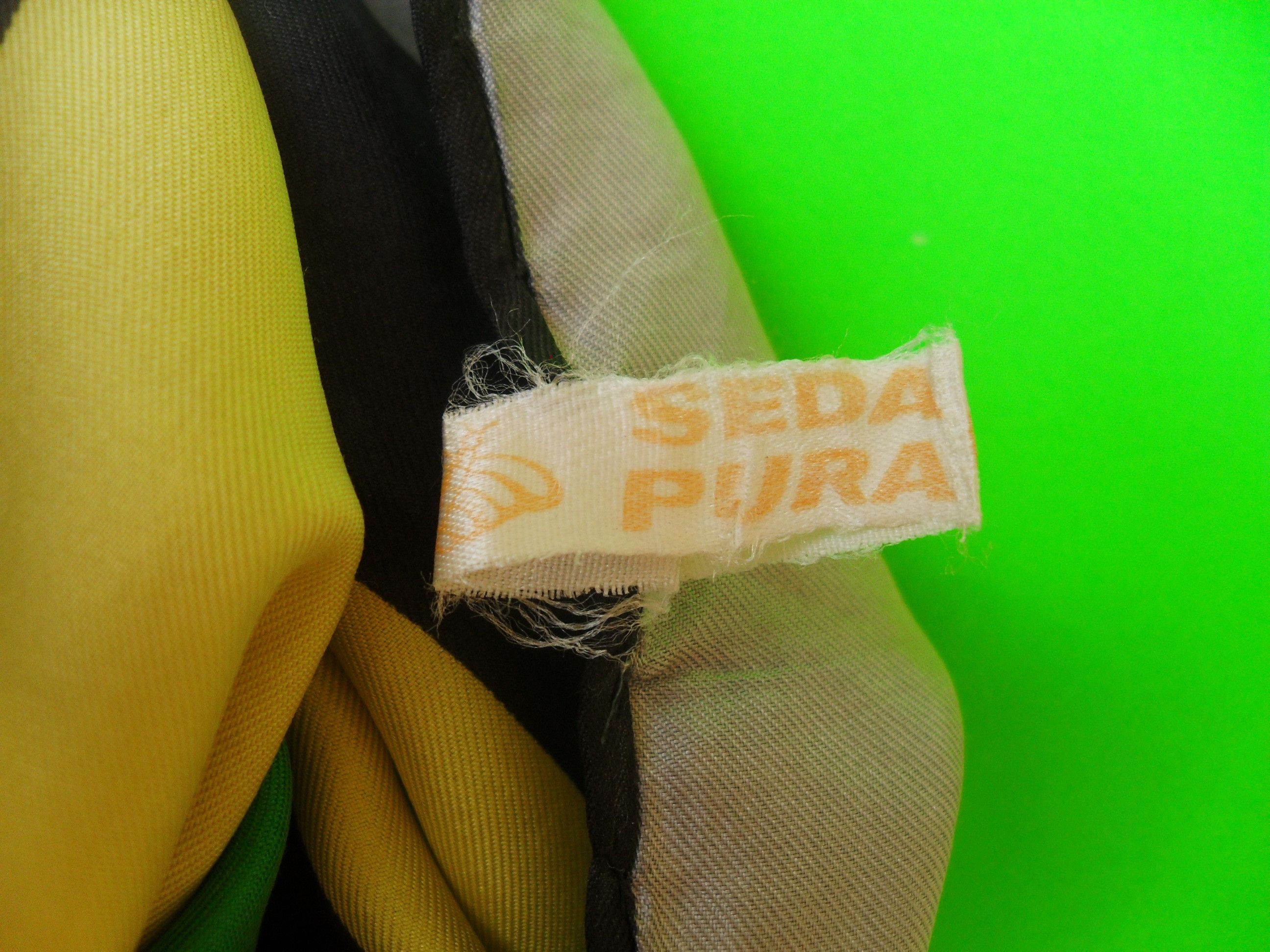 Other Elio Berhanyer vintage scarf pure silk very soft. Size ONE SIZE - 9 Thumbnail
