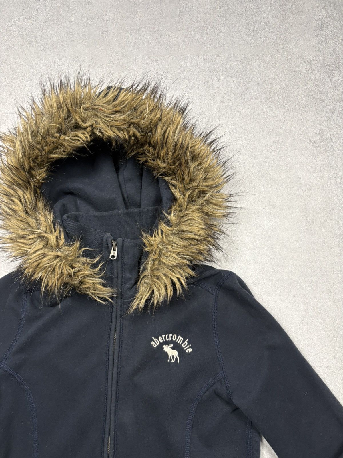 Abercrombie & Fitch Vintage Abercrombie Zip Faux Fur Hoodie Mohair Fuzzy Y2K XS Size XS / US 0-2 / IT 36-38 - 2 Thumbnail
