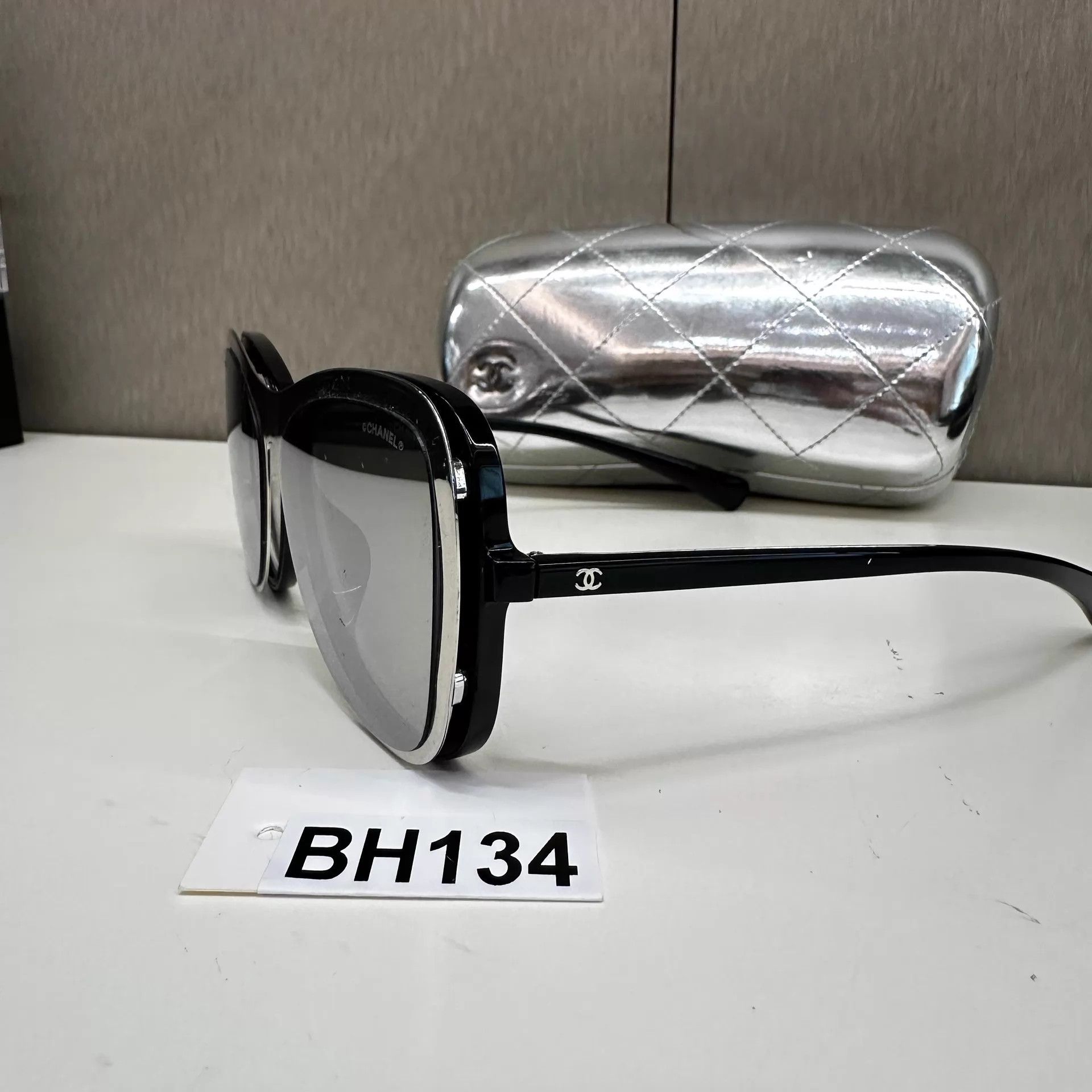 Chanel CC Square Silver Gradient Mirror Sun BH134