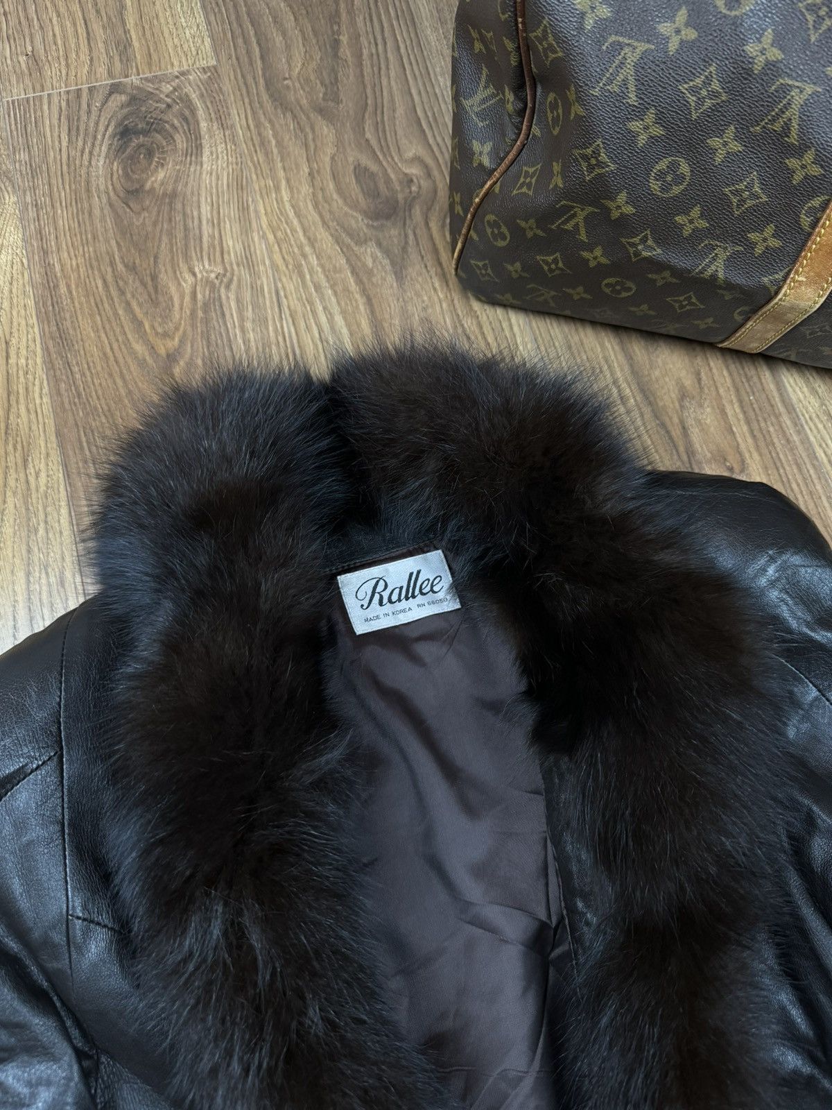 Other Leather coat Rallee fur fox Korea original luxury rare item Size L / US 10 / IT 46 - 2 Thumbnail