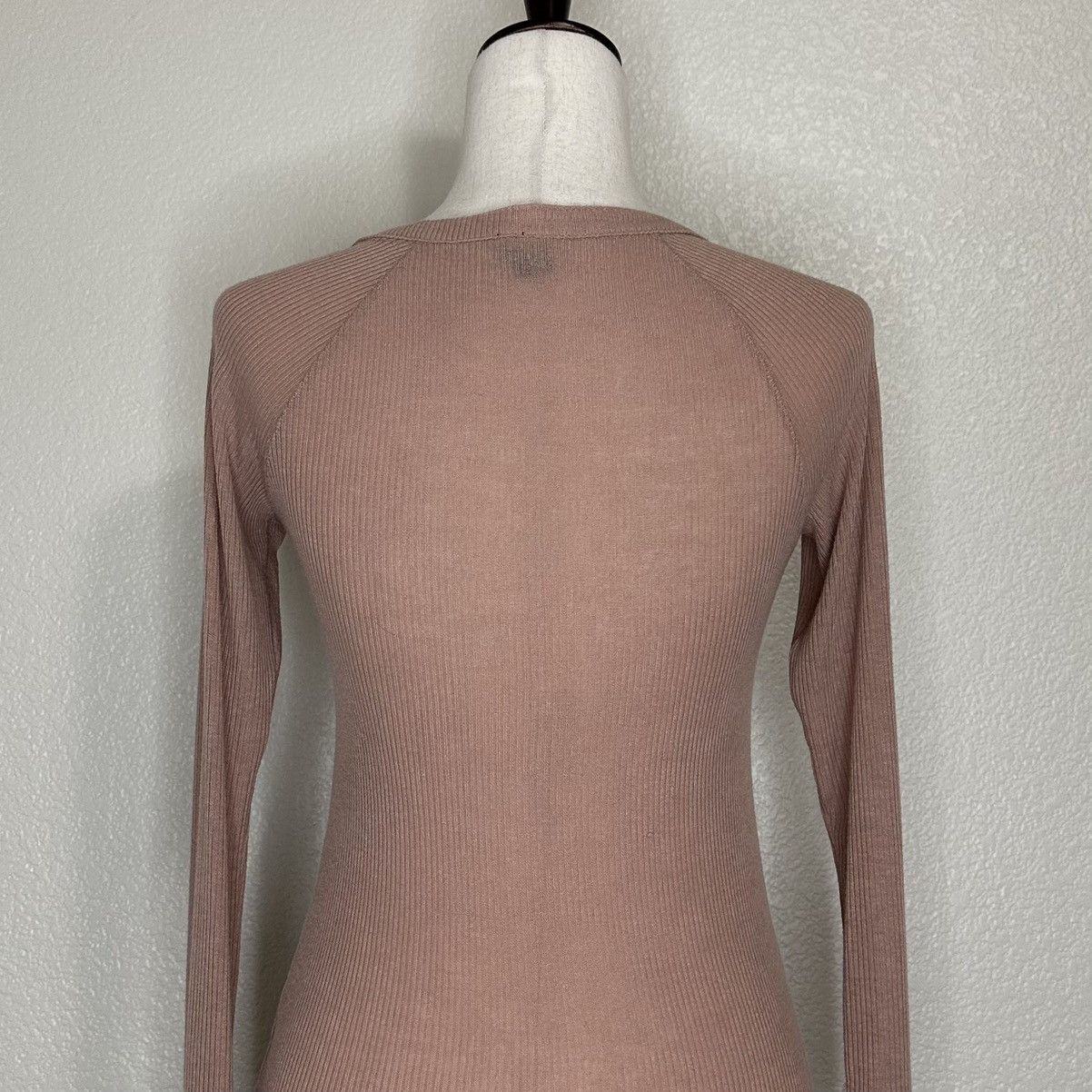 Urban Outfitters Urban Outfitters Out From Under Ribbed Slim Fitted Henly Tee Size M / US 6-8 / IT 42-44 - 8 Thumbnail