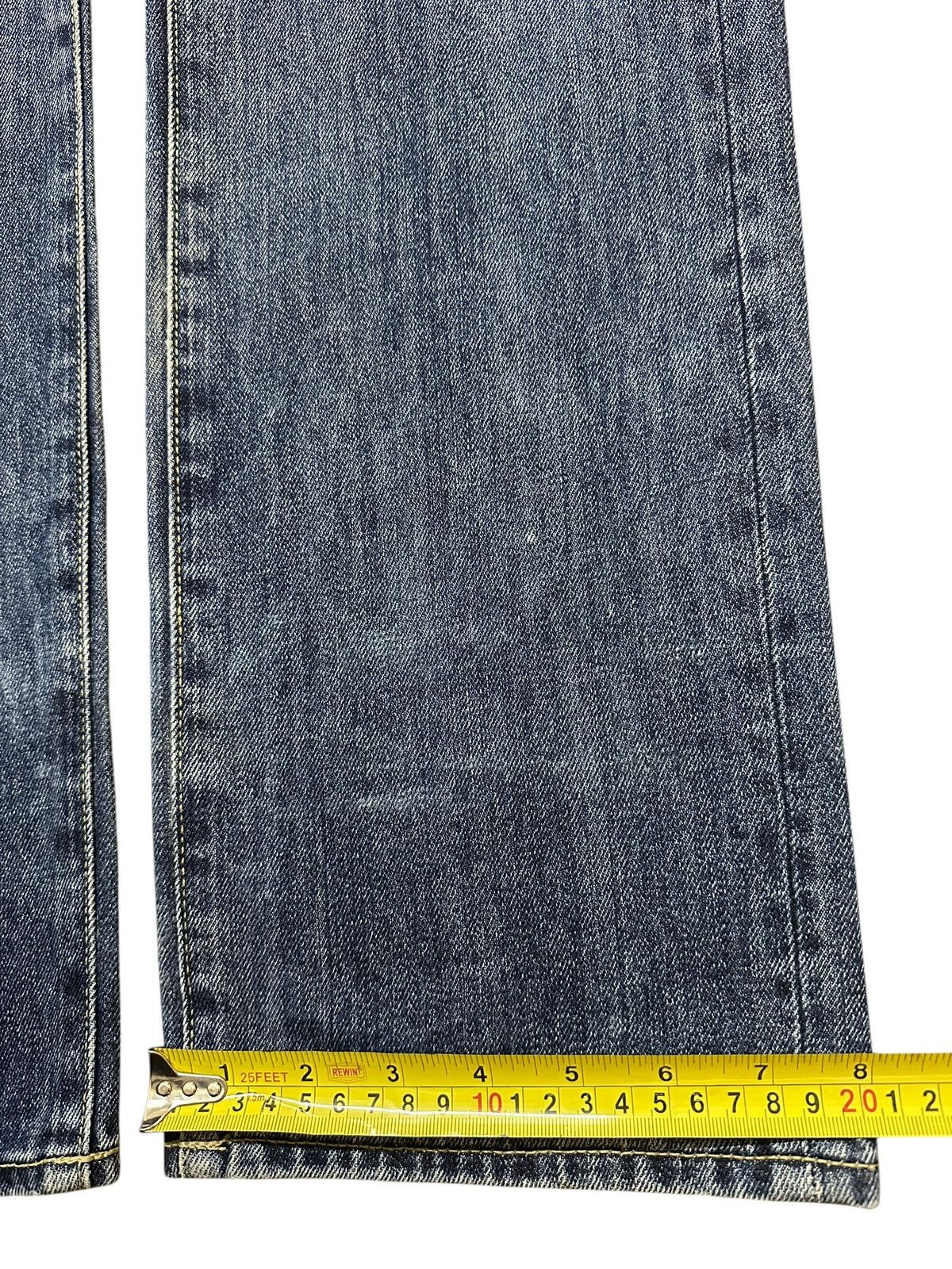 Uniqlo Vintage Japanese Uniqlo Faded Wash Distress Style Jeans Size US 34 / EU 50 - 15 Thumbnail