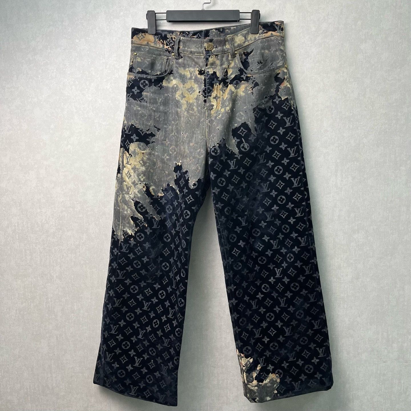 Louis Vuitton Louis Vuitton SS24 Straight-Leg Jeans Size US 31 - 1 Thumbnail