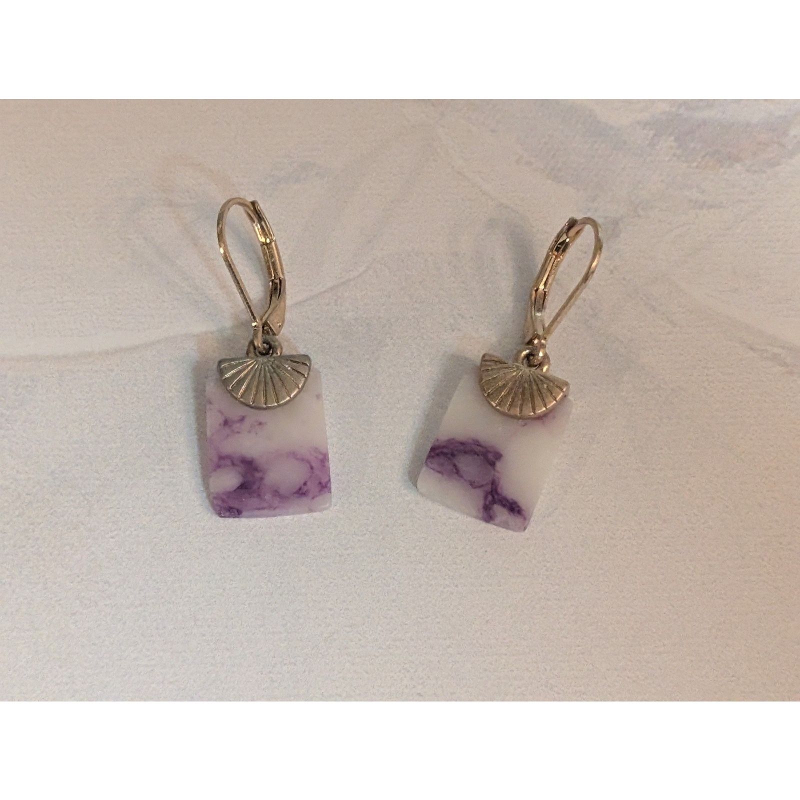 Vintage VTG 1980s Gold-Tone Faux Marble Puple Dangle Drop Earrings Size ONE SIZE - 4 Thumbnail