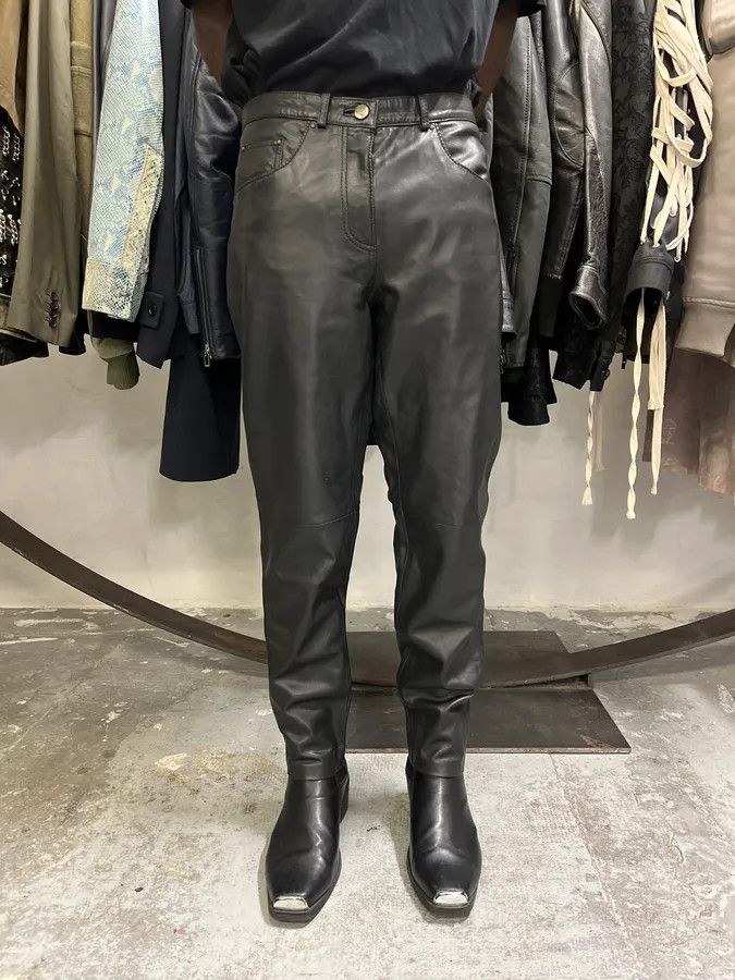 Just Cavalli 2000s Cavalli Black Minimalist Leather Pants Size 25" / US 0 / IT 36 - 2 Thumbnail