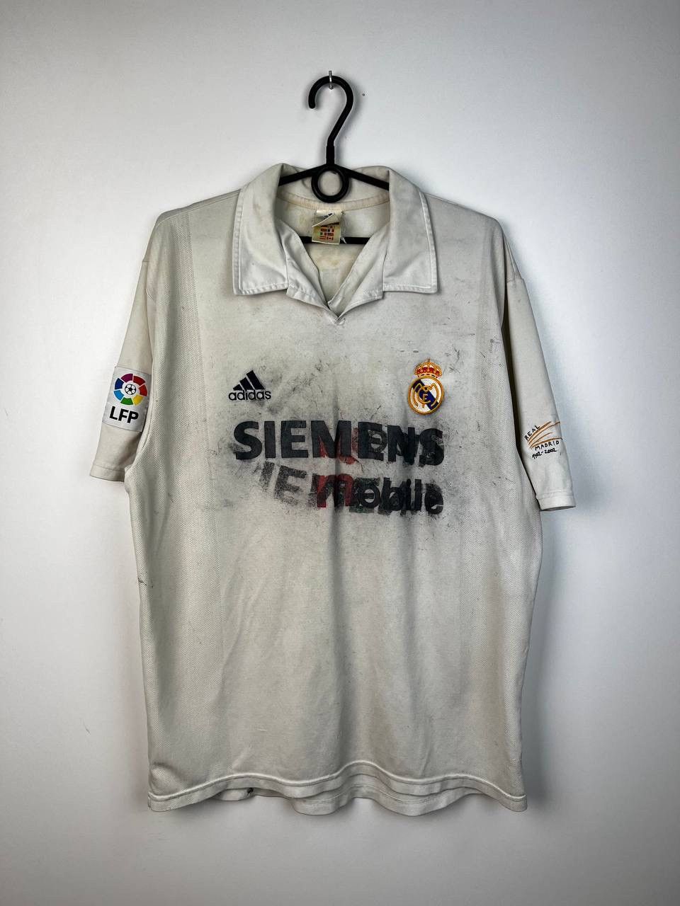 Adidas × Vintage Real Madrid Adidas Roberto Carlos90s jersey t-shirts size XL Size US XL / EU 56 / 4 - 1 Thumbnail