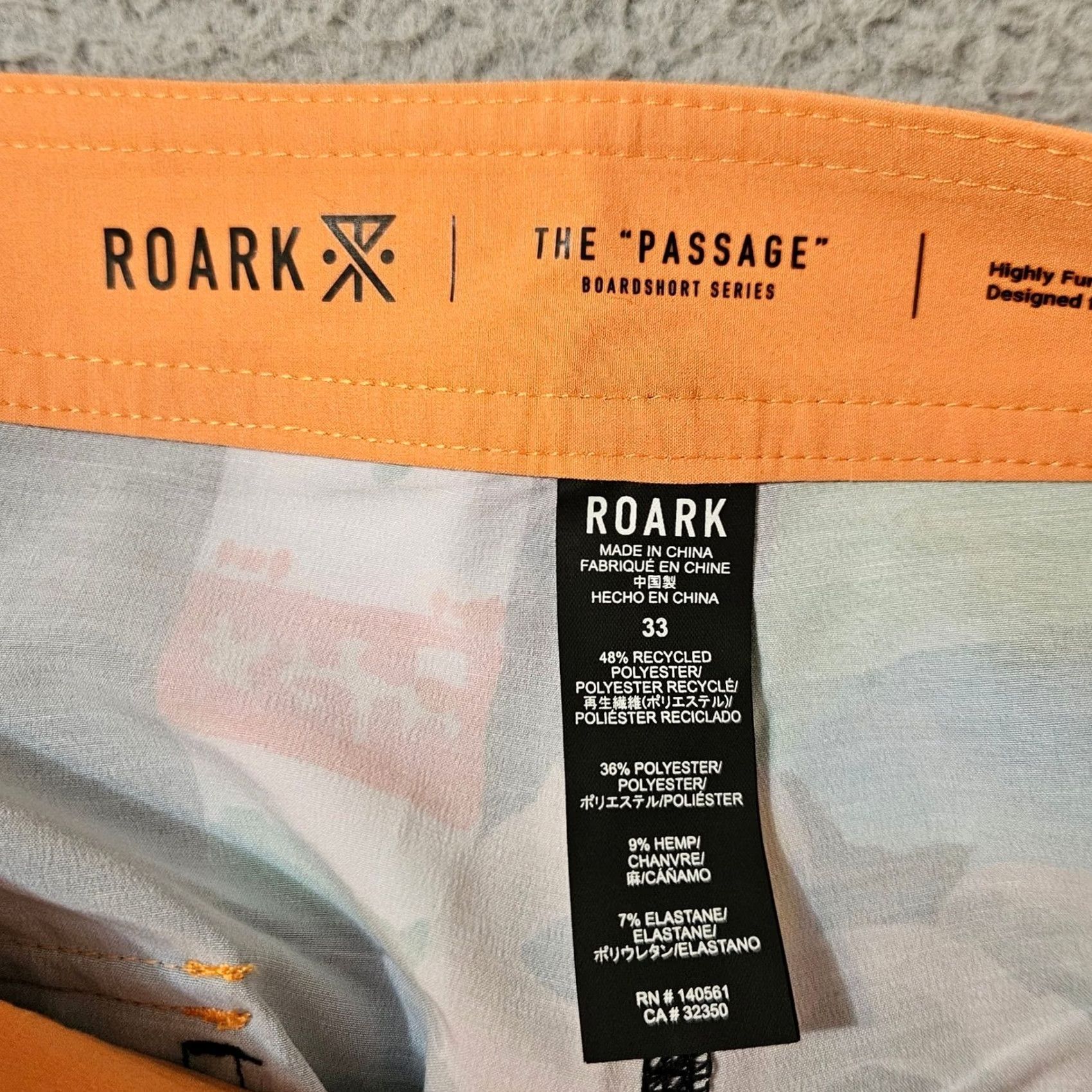 Roark Roark Surf Roark Passage 17" Tahiti Treat Board Shorts Men 33 NWT Black Solid Shorts Mens 33 Black NWT Size US 33 - 4 Thumbnail