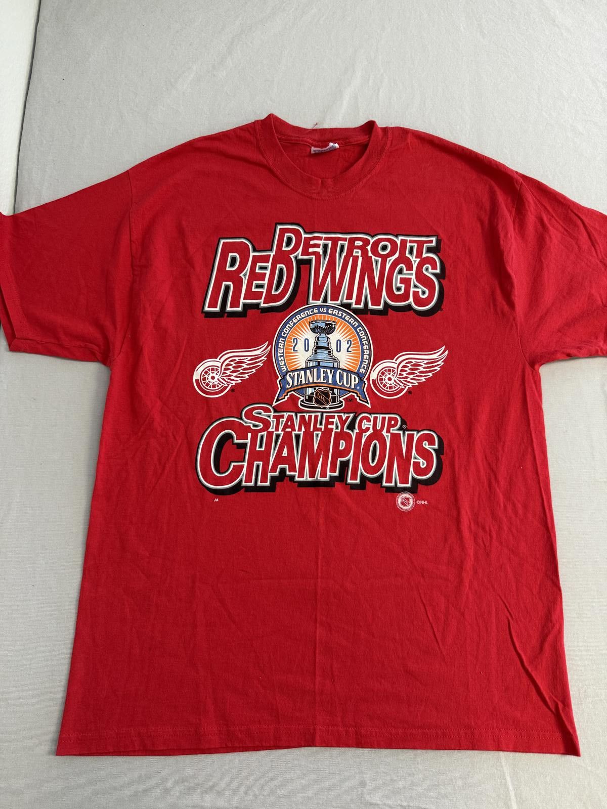 Hanes Vintage Detroit Red Wings T-shirt 2002 Stanley Cup Champs XL Size US XL / EU 56 / 4 - 1 Thumbnail