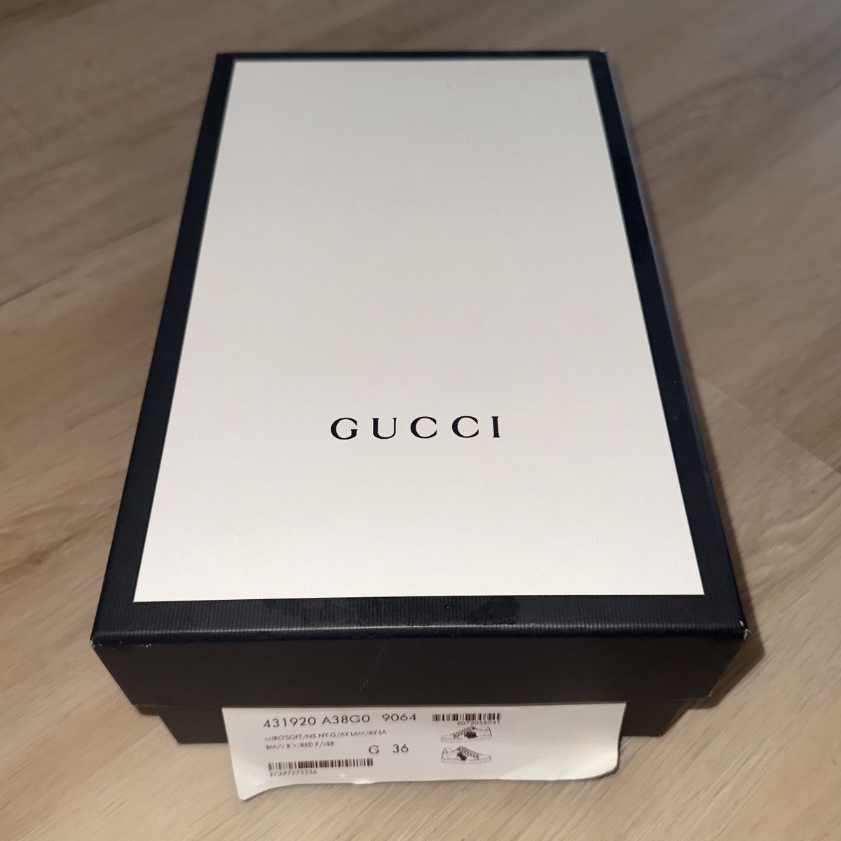 Gucci Gucci Ace Pineapple and Ladybug Sneakers Size US 6 / IT 36 - 9 Thumbnail