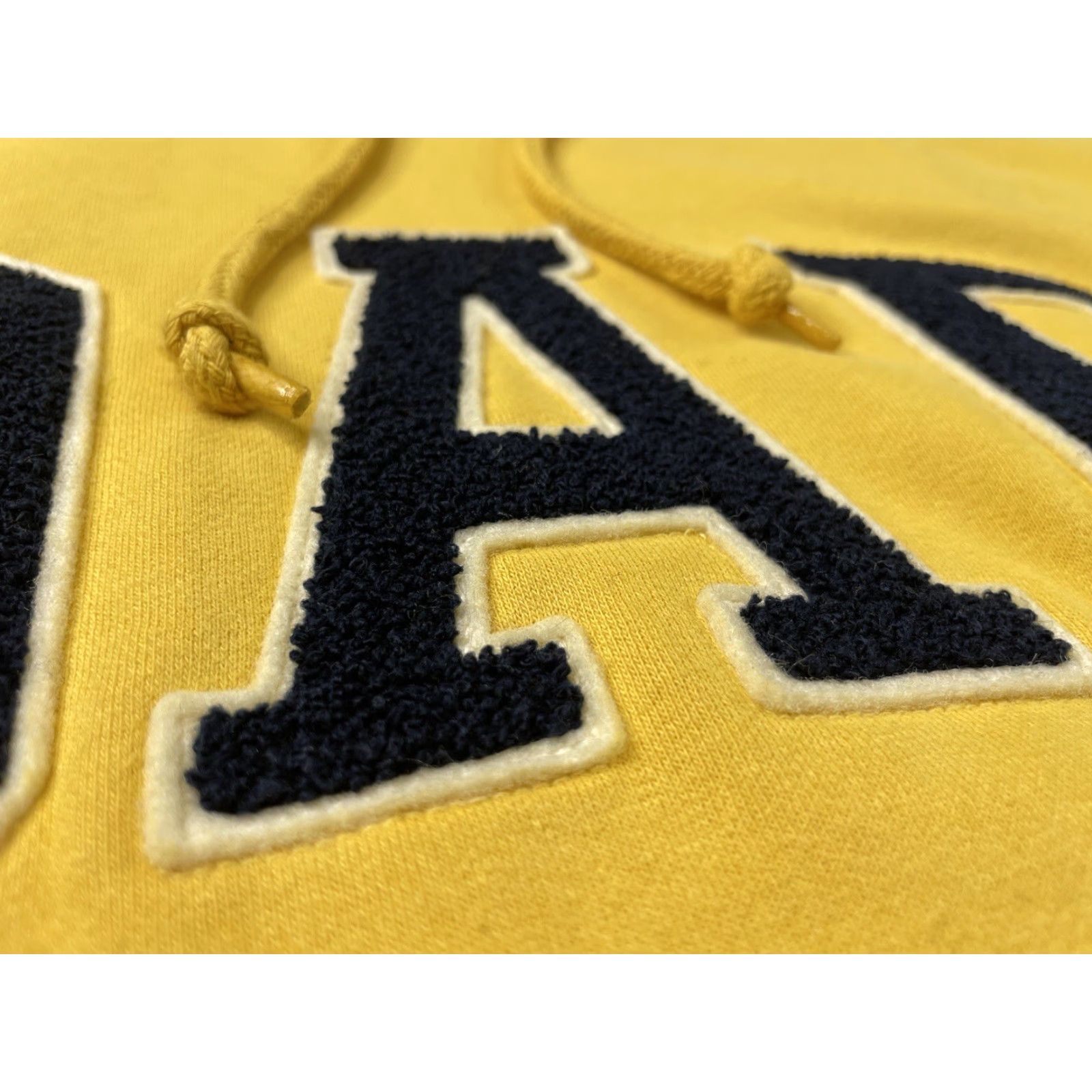 Gap Dapper Dan X Gap Hoodie Sweatshirt Limited Edition Size M Yellow Men Pullover Size US M / EU 48-50 / 2 - 3 Thumbnail