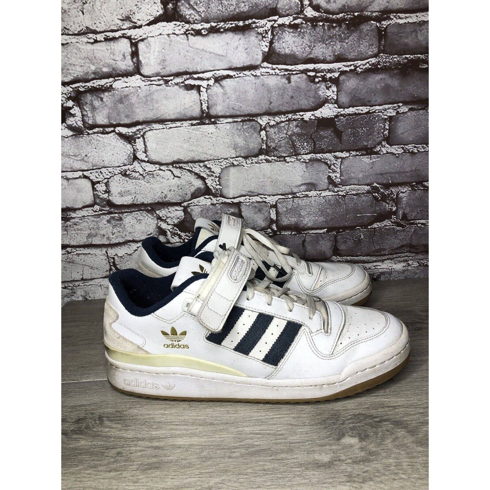 Adidas Adidas Originals Forum Low GY2648 White Navy Gum Basketball Size US 10.5 / EU 43-44 - 13 Thumbnail