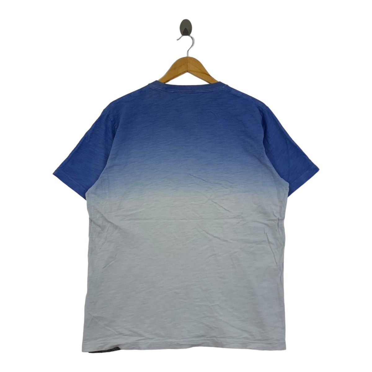 Uniqlo JAPAN TRADITIONAL Hokusai Blues Culture Tee Shirt Size US XL / EU 56 / 4 - 4 Thumbnail