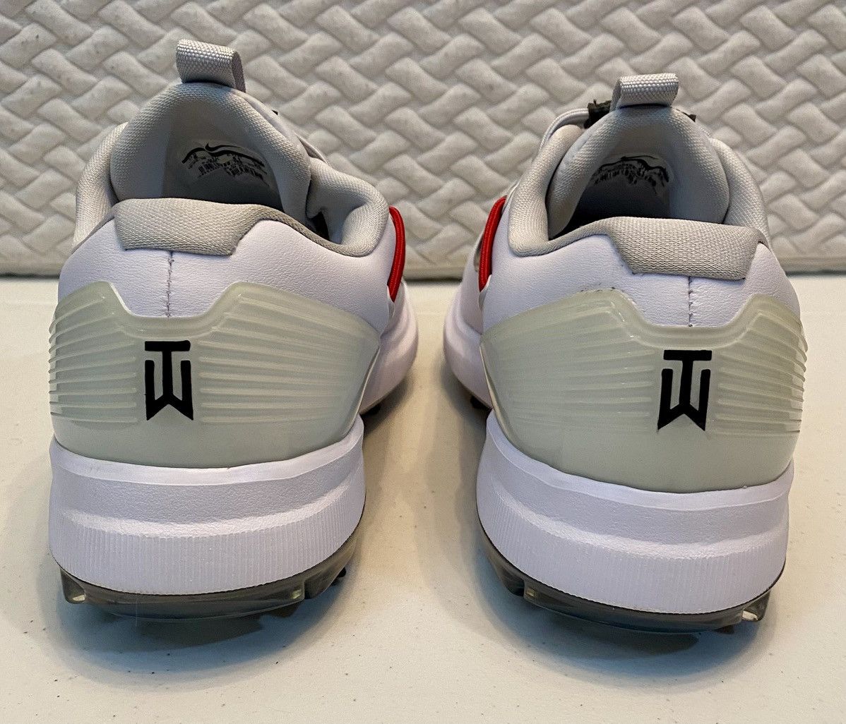 Nike × Tiger Woods Nike Tiger Woods TW71 Fast Fit Golf Cleats 8 US Size US 8 / EU 41 - 10 Thumbnail