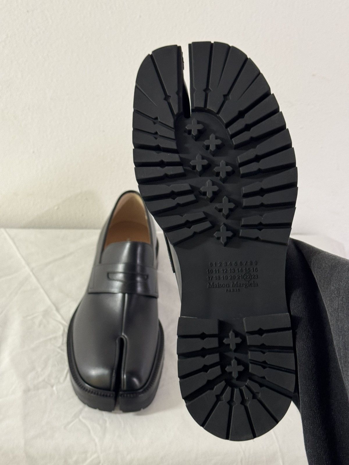 Maison Margiela Maison Margiela Tabi Platform Loafers - Black 45 Size US 12 / EU 45 - 7 Thumbnail