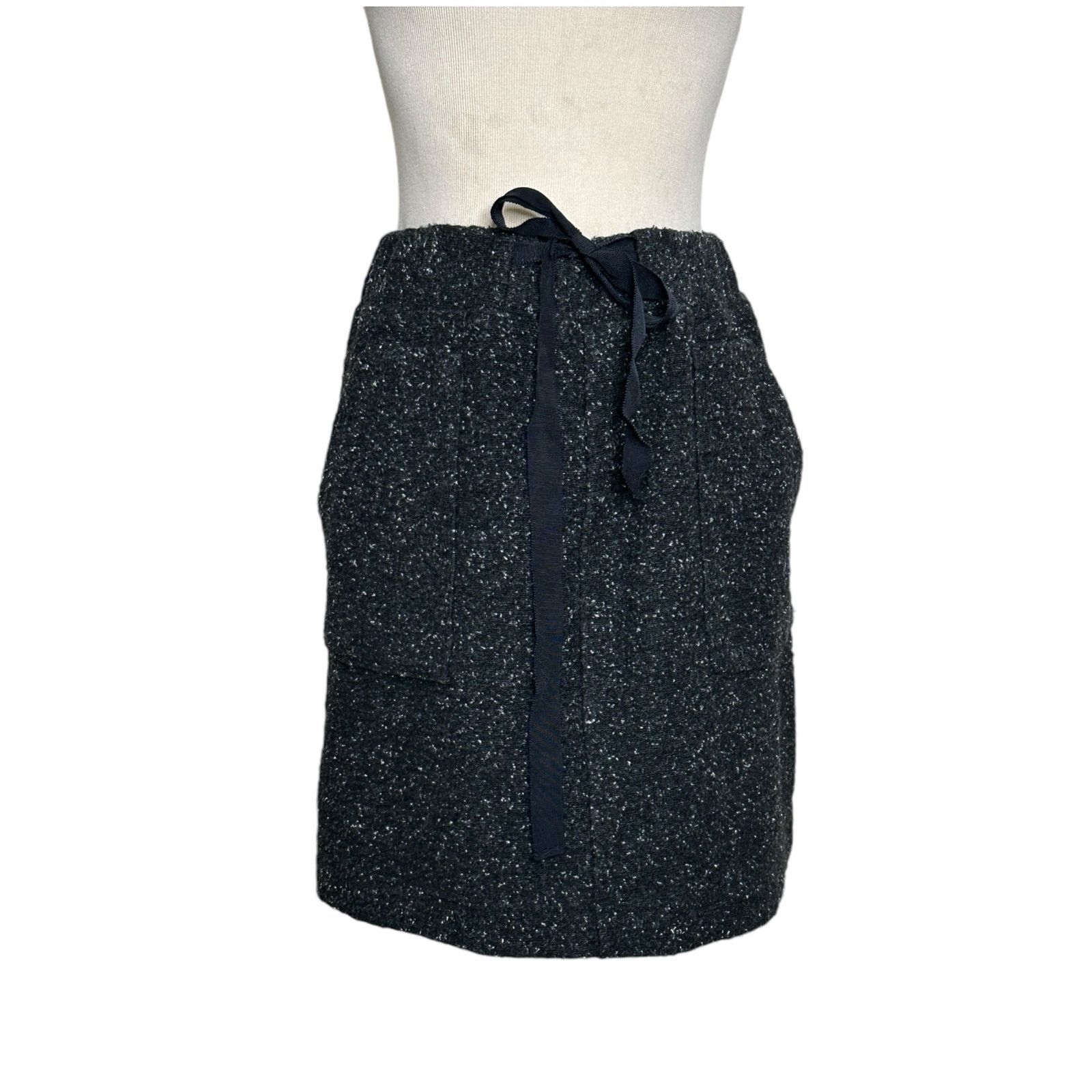 Loft Loft gray pull on front waist tie mini skirt size LP Size 22" - 1 Thumbnail