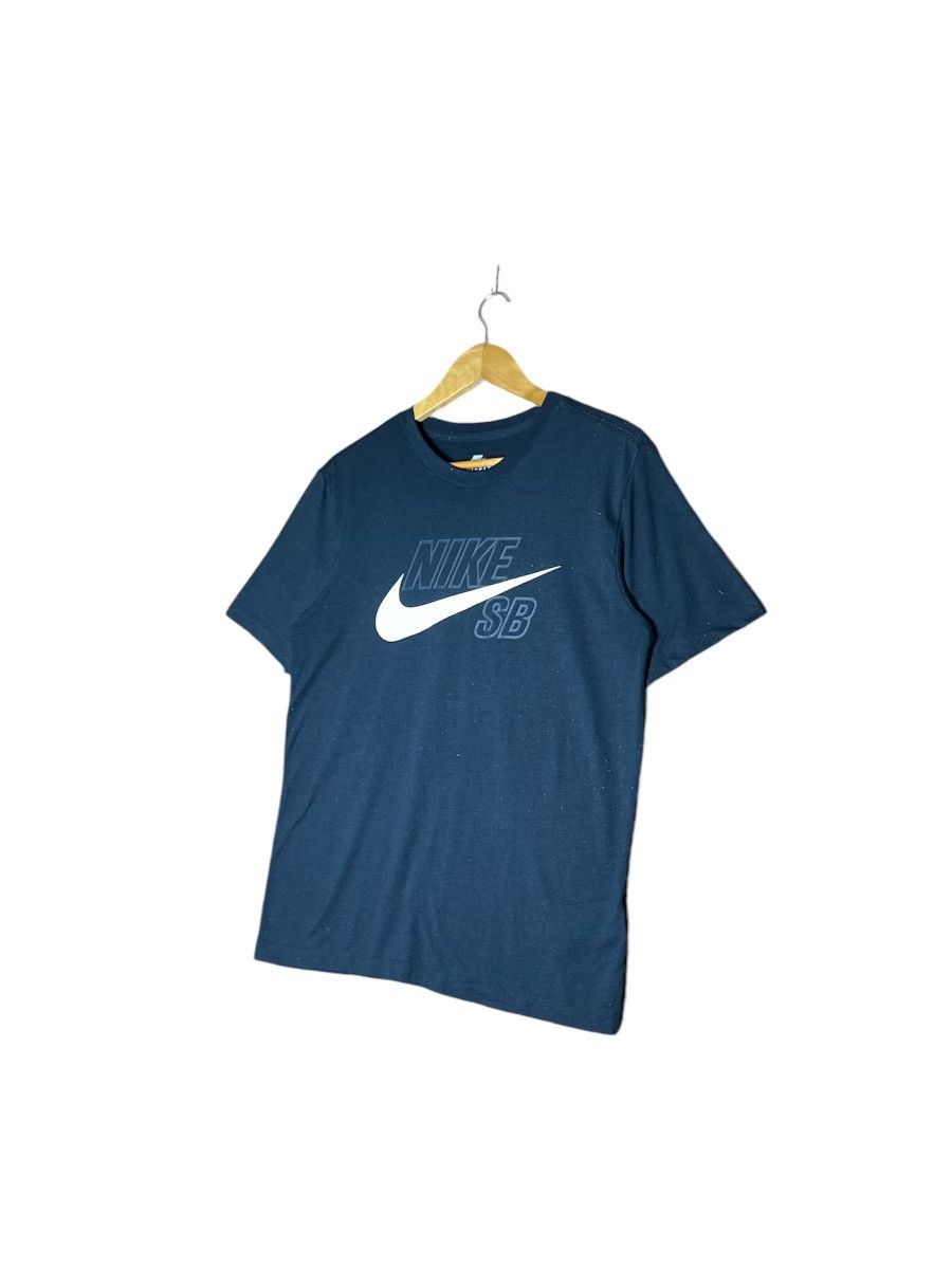 Nike × Vintage Vintage Nike SB Swoosh Tee Size US S / EU 44-46 / 1 - 3 Thumbnail