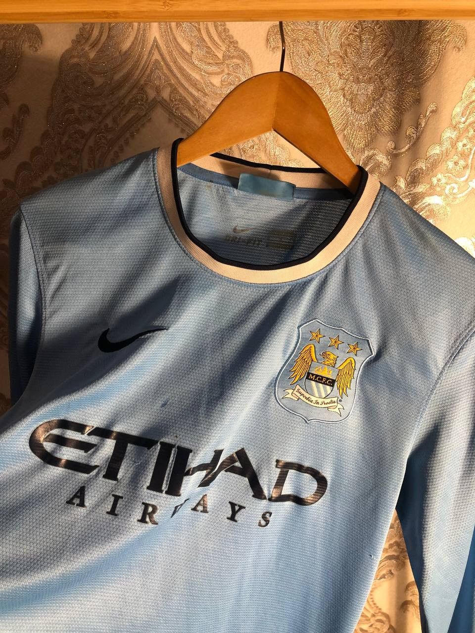 Nike VINTAGE NIKE FC MANCHESTER CITY ENGLAND SOCCER JERSEY RETRO Size US S / EU 44-46 / 1 - 4 Thumbnail
