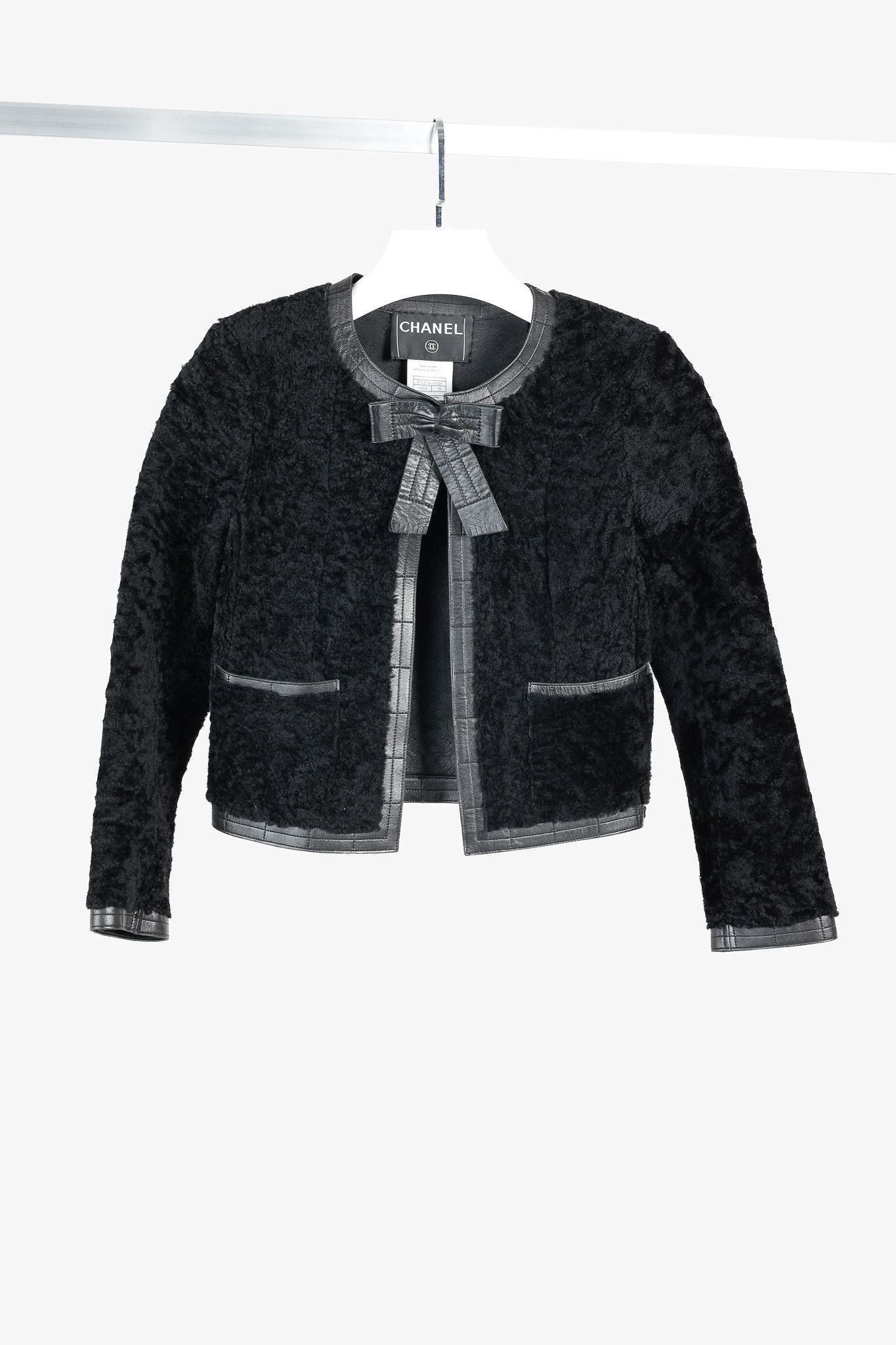 Chanel Chanel 03A Black Curly Lambskin & Leather Cropped Bow Jacket Size XXS / US 00 / IT 34 - 1 Thumbnail