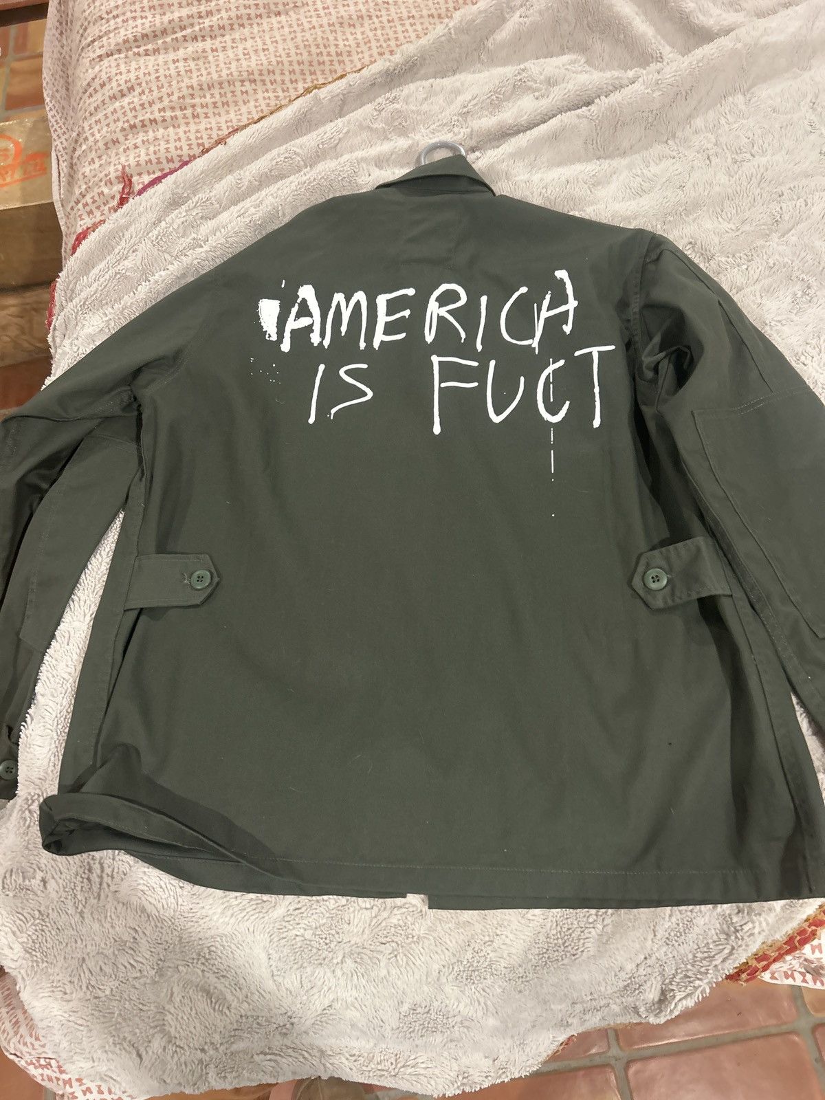 Other America is fuct Size M / US 6-8 / IT 42-44 - 1 Thumbnail