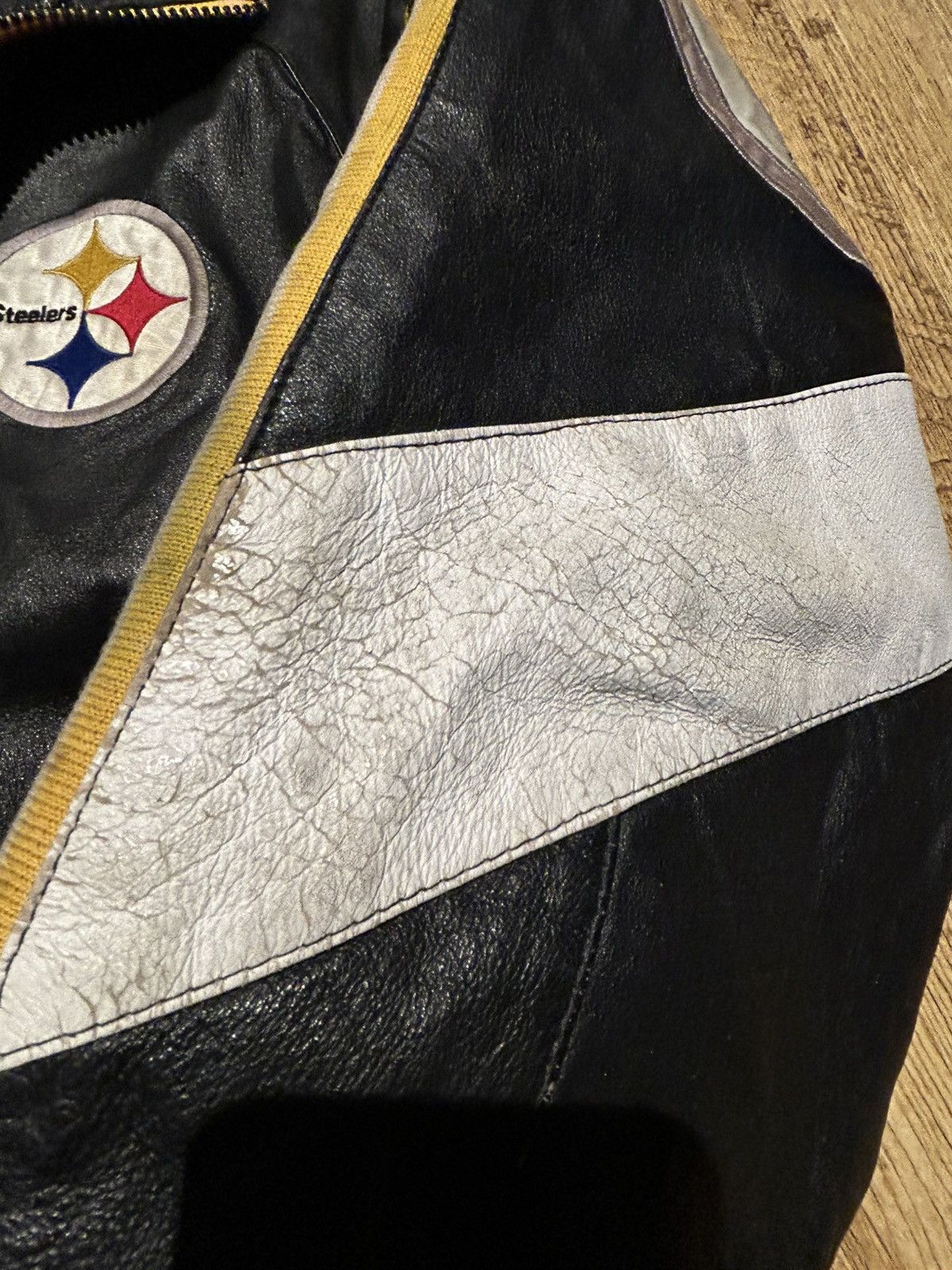 Pro Player Vintage Pittsburgh Steelers Leather Jacket by Pro Player NFL Size US L / EU 52-54 / 3 - 21 Thumbnail