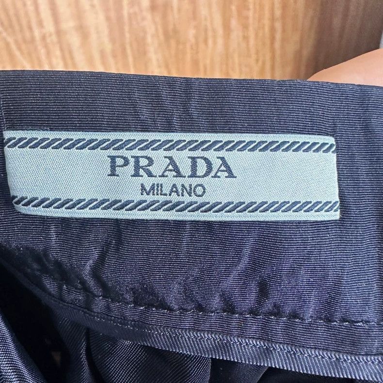 Prada Prada Black Pleated Silk Midi Skirt Size 36S -2505 Size US 36 / EU 52 - 4 Thumbnail