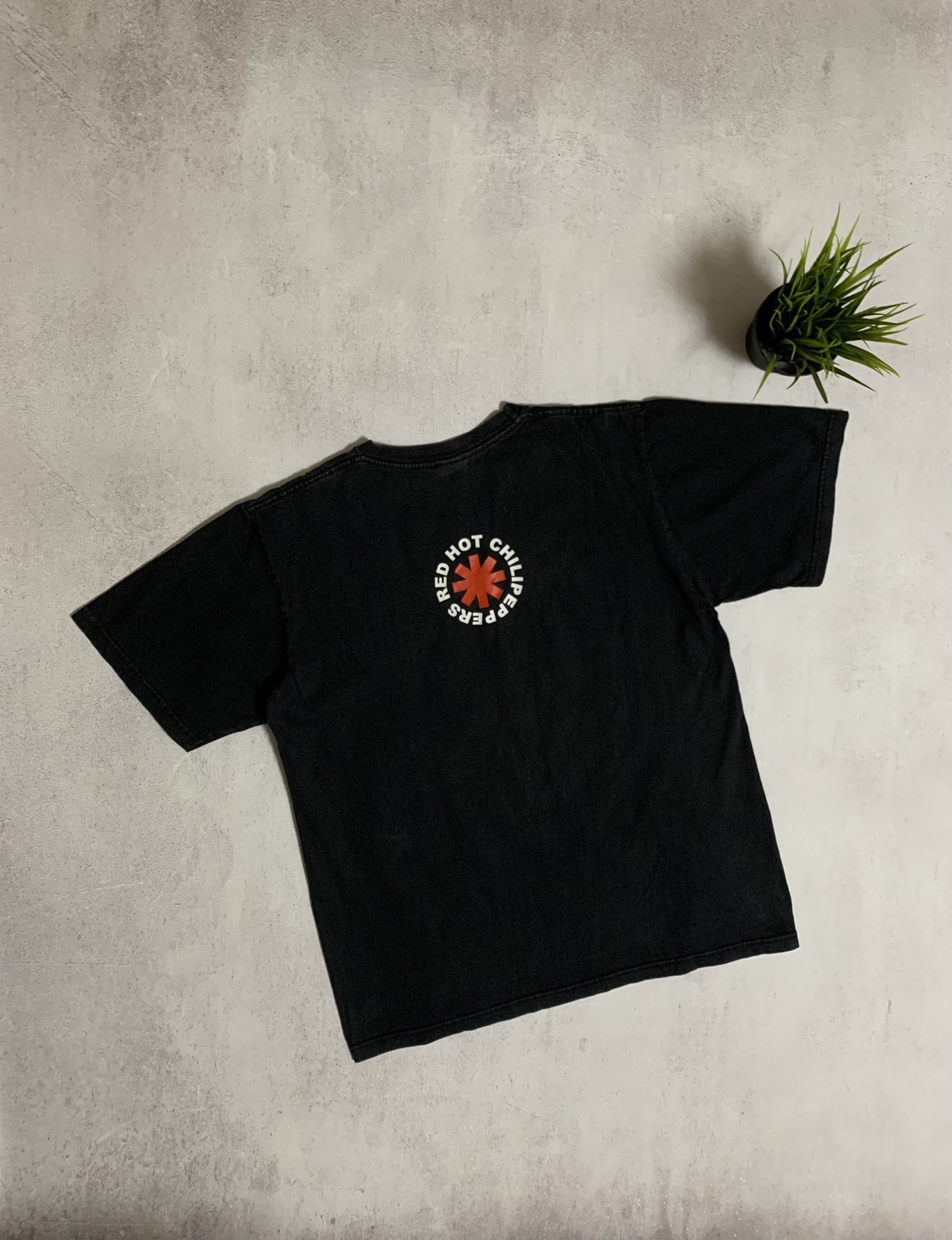 Band Tees × Vintage Vintage Red Hot Chili Peppers T Shirt Tee Baggy Big Logo 90s Size US M / EU 48-50 / 2 - 7 Thumbnail