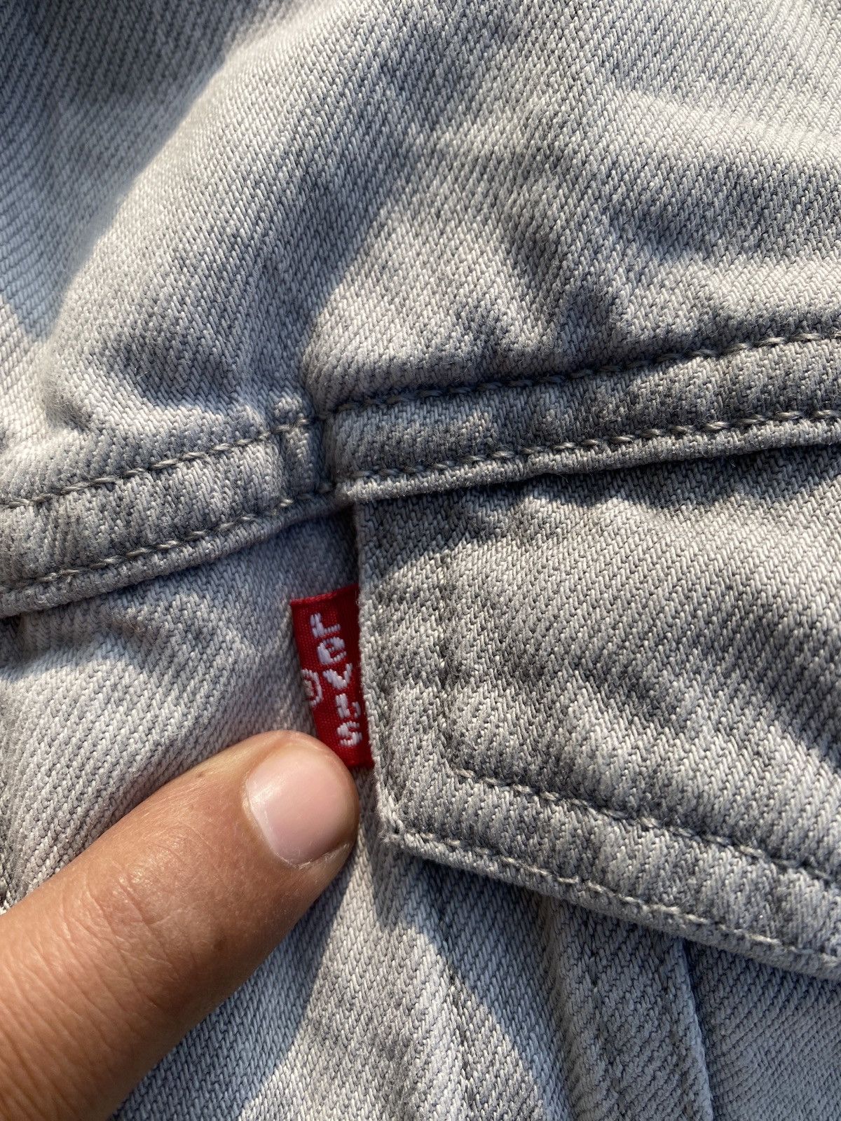 Levi's Vintage Levis Denim Jacket Size US L / EU 52-54 / 3 - 12 Thumbnail