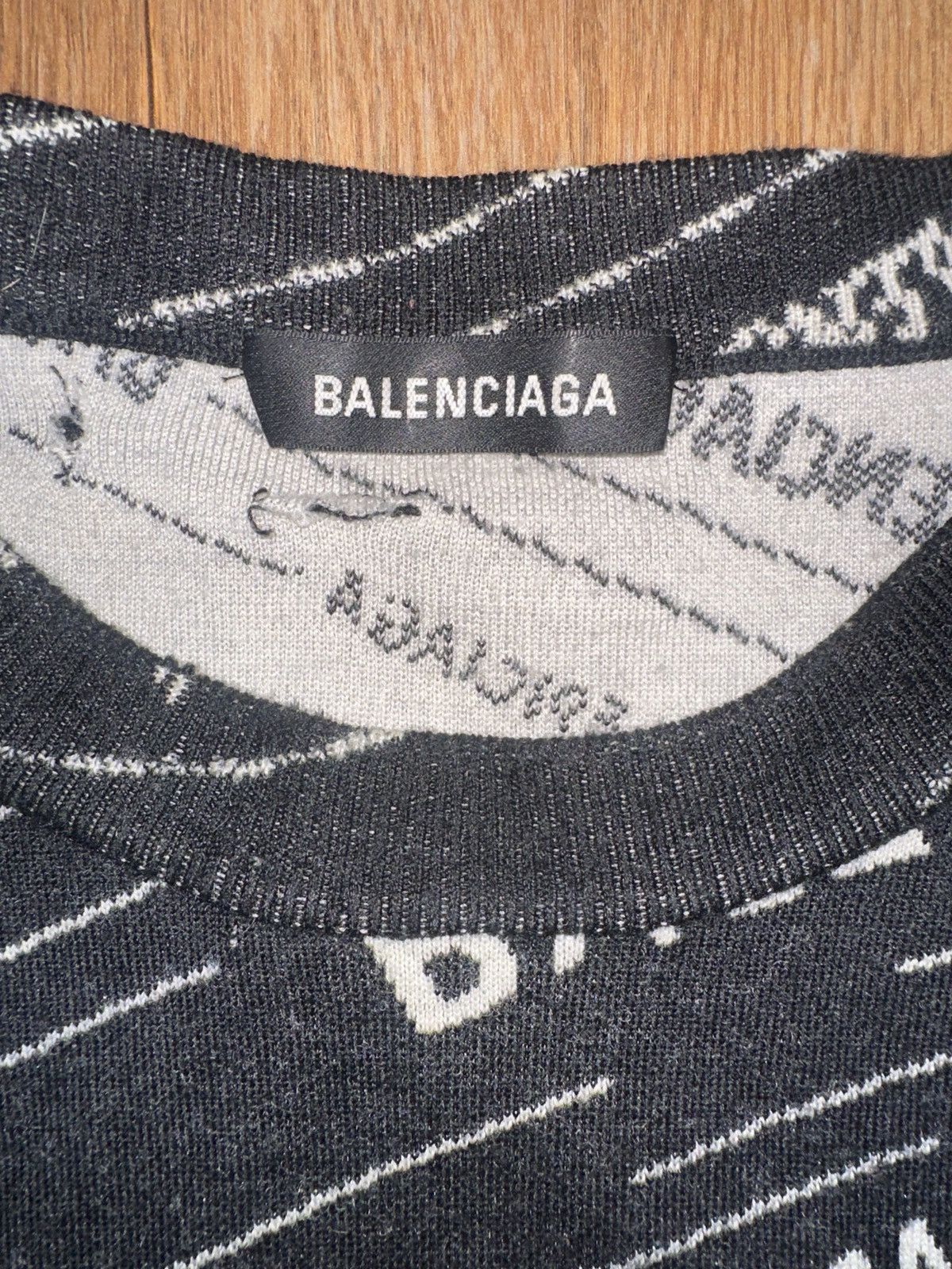 Balenciaga BALENCIAGA Black Wool All Over Logo Print Jumper Sweater Size US XS / EU 42 / 0 - 5 Thumbnail