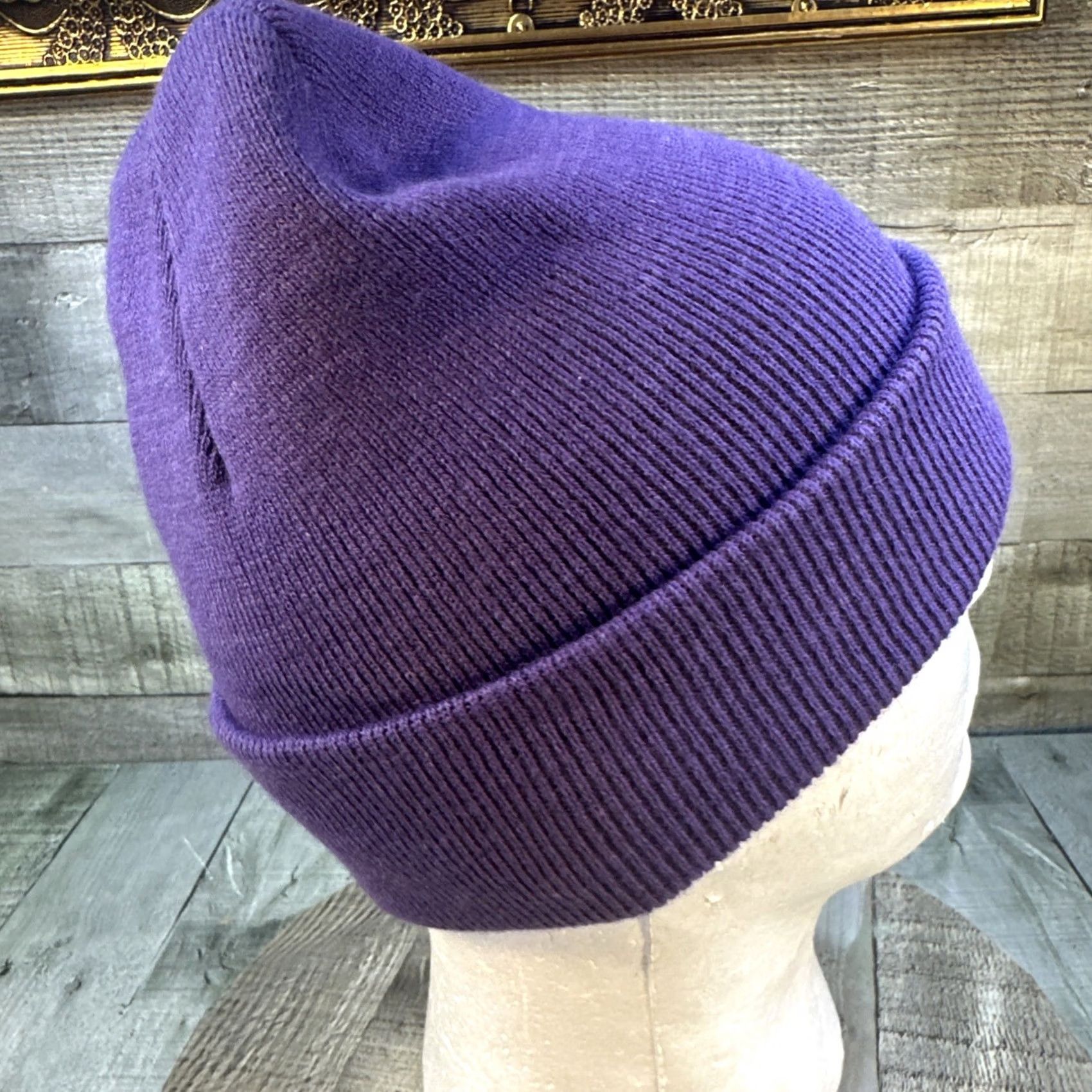 Vintage VINTAGE Purple Knit Beanie Hat Solid Cuffed Winter Watch Cap Adult Unisex Streetwear Size ONE SIZE - 7 Thumbnail