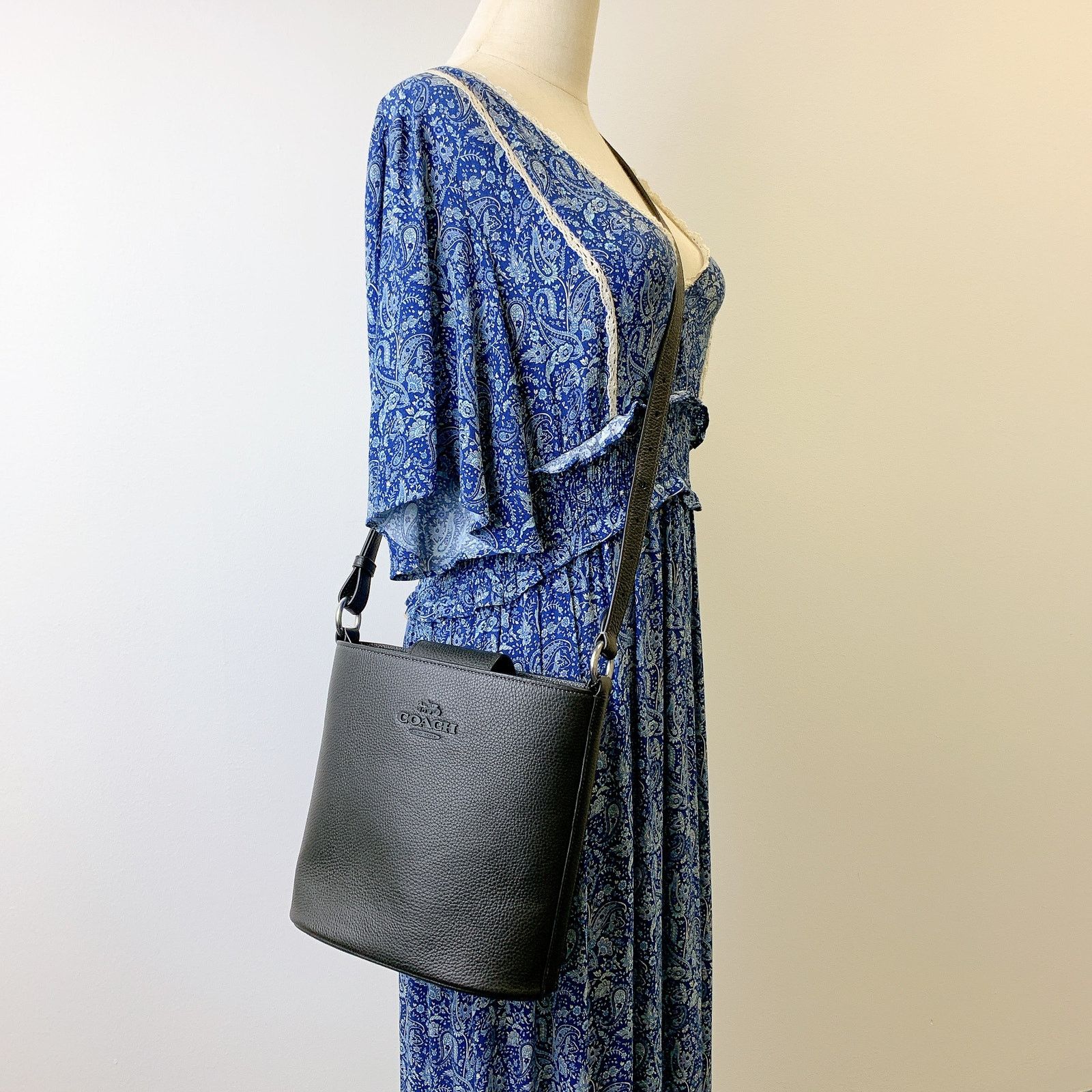 Coach Coach CR153 Sophie Bucket Bag IN Black Size ONE SIZE - 1 Thumbnail