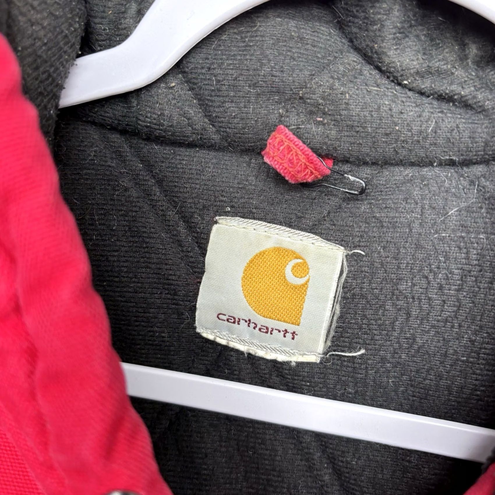 Carhartt VINTAGE Carhartt Jacket Mens XLT Tall Quilted Hooded Workwear Zip Up RED 90s USA J97 Carhartt C61 Falling under: Jacket Size US XL / EU 56 / 4 - 6 Thumbnail