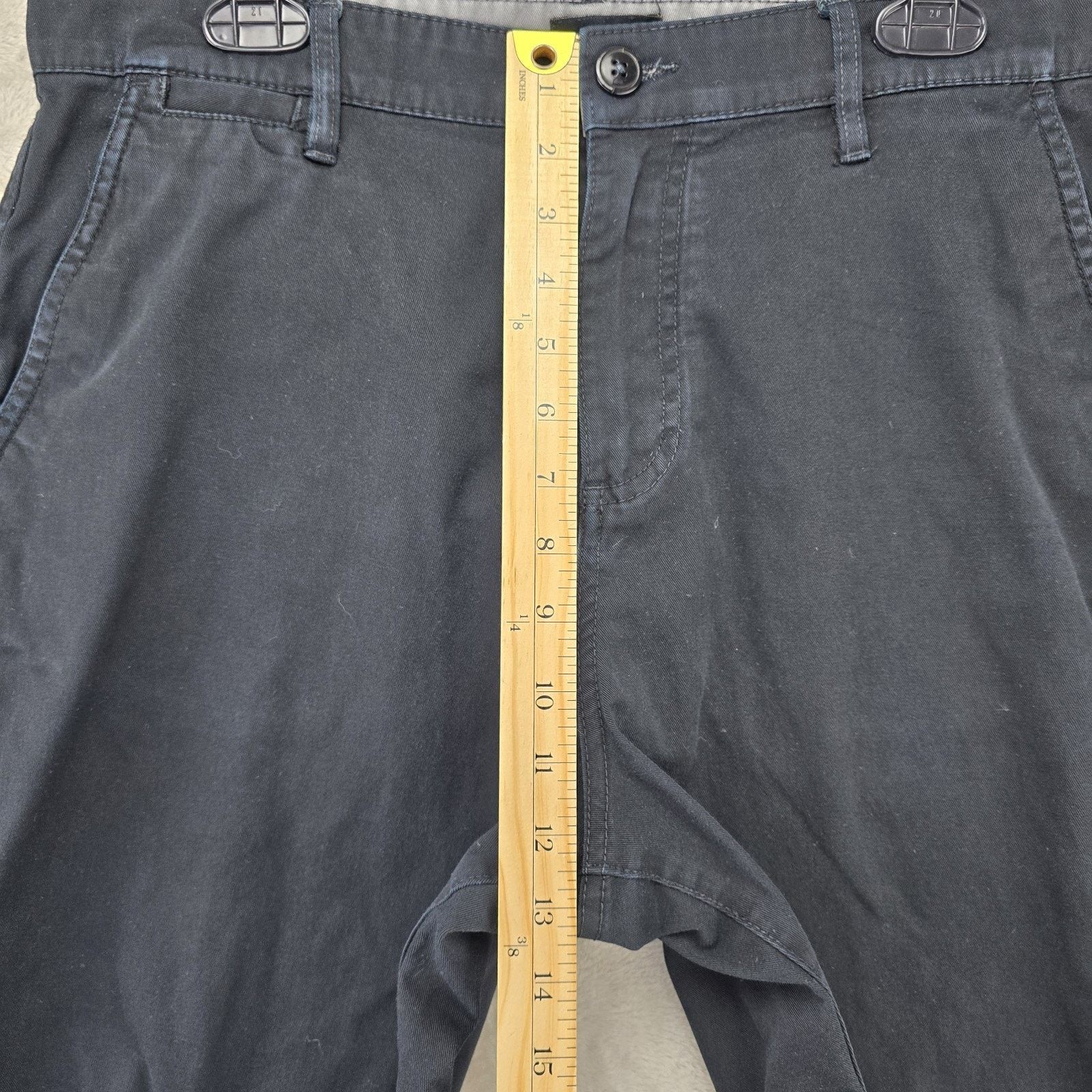 Quiksilver Quiksilver Shorts Mens 33 Chino Skate Surf Y2K 9" Inseam Size US 33 - 12 Thumbnail