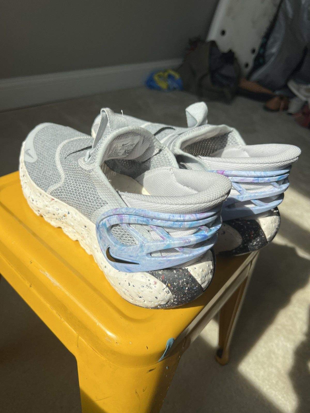 Nike Nike Glide FlyEase Premium 'Neutral Grey' DN4918-001 Size US 10.5 / EU 43-44 - 4 Thumbnail