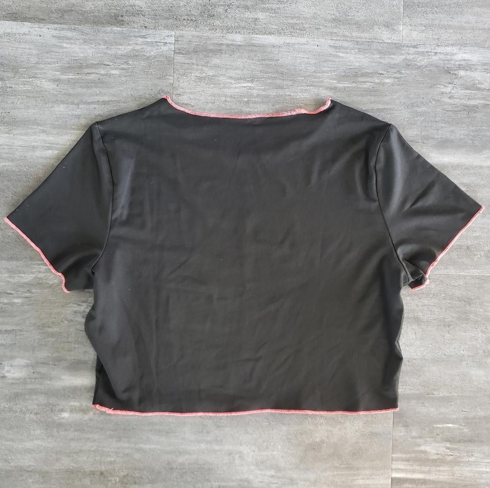 Shein Black Red SHEIN Freedom Cropped Short Sleeve Size L / US 10 / IT 46 - 2 Thumbnail
