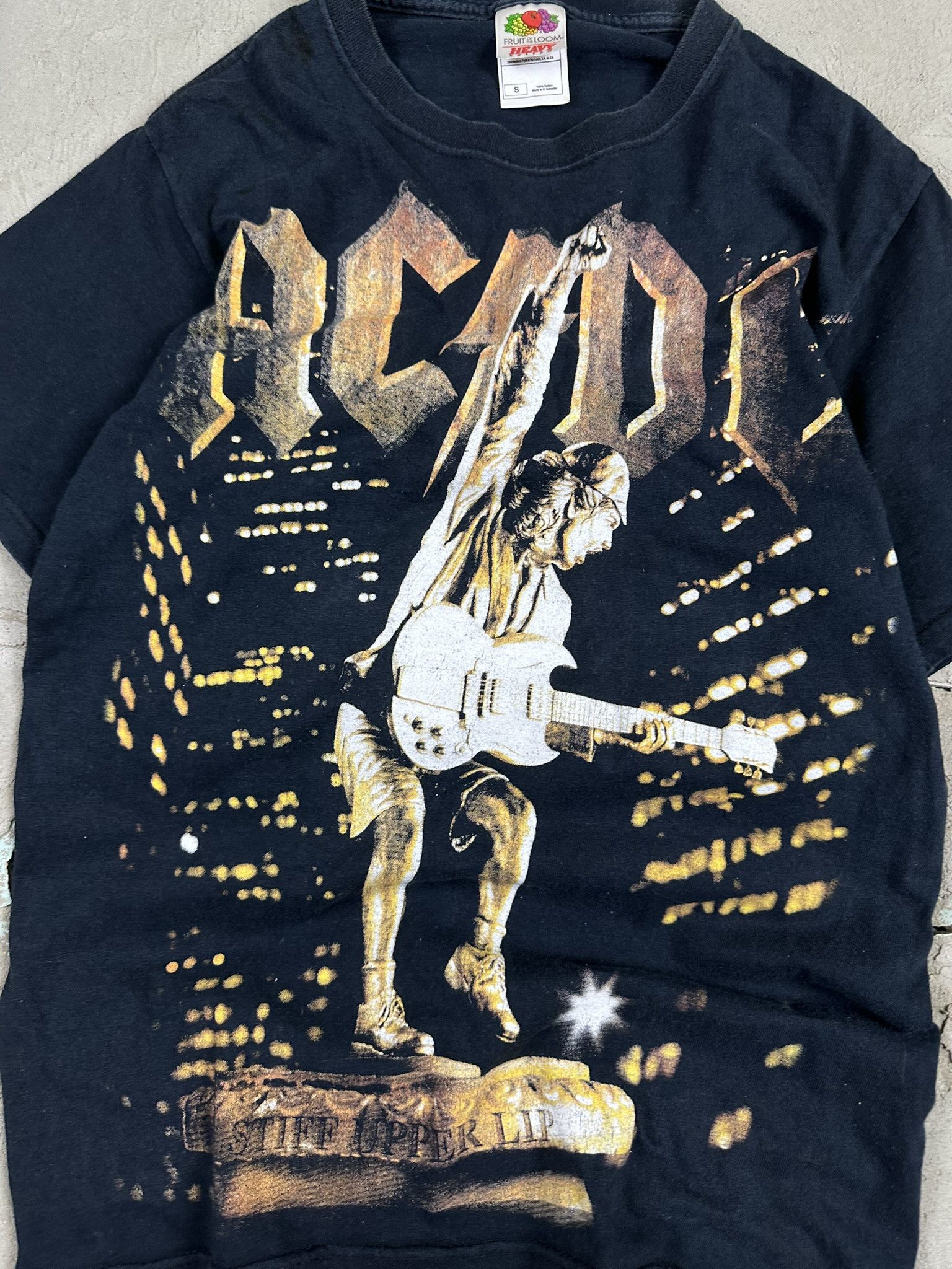 Band Tees 2000s ACDC Rip Tribute Tour Rock Band Promo T-shirt Size US S / EU 44-46 / 1 - 10 Thumbnail